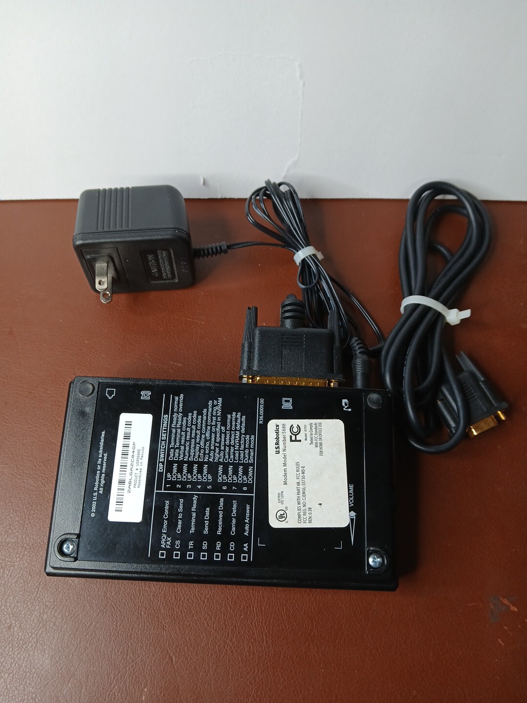 US Robotics 5686 v.92 56K External Modem 0701 W/ AC ADAPTER /computer Adapter