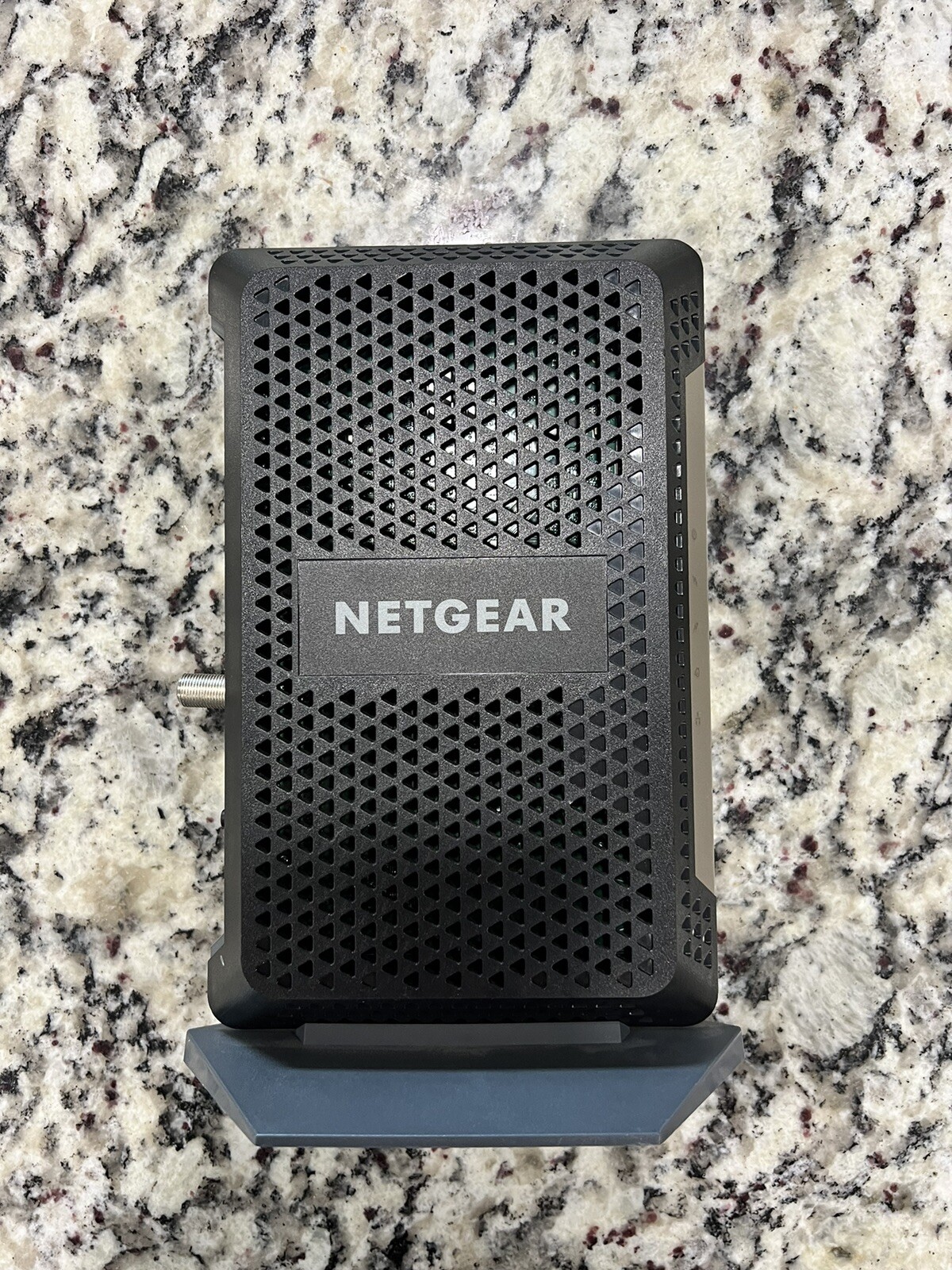 NETGEAR CM1000 DOCSIS 3.1 Cable Modem (CM1000-1AZNAS) W/ Power Cable