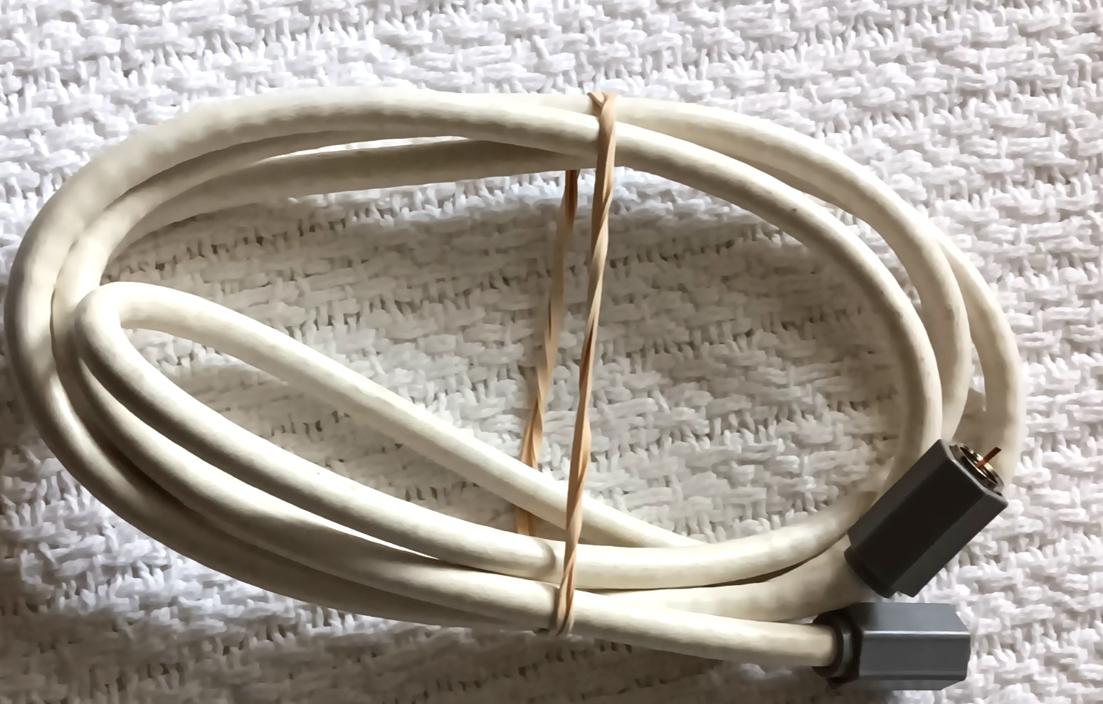 Comcast Xfinity Cable Hoax Cord Bundle Lot White Black Extreme Broadband BDS102H