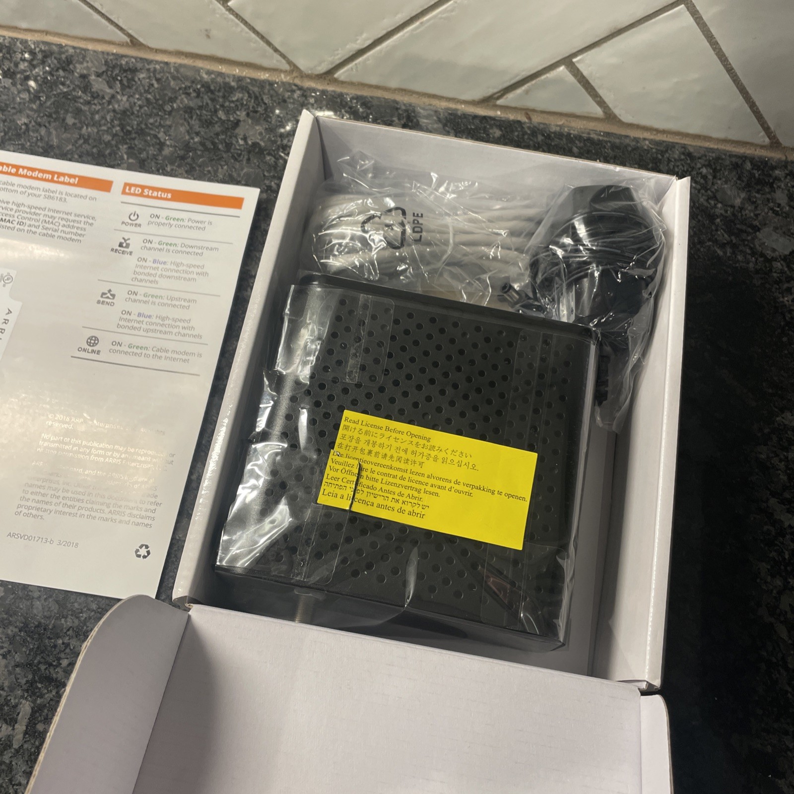 ARRIS SURFboard SB6183 DOCSIS 3.0 Cable Modem -Xfinity Spectrum BLACK
