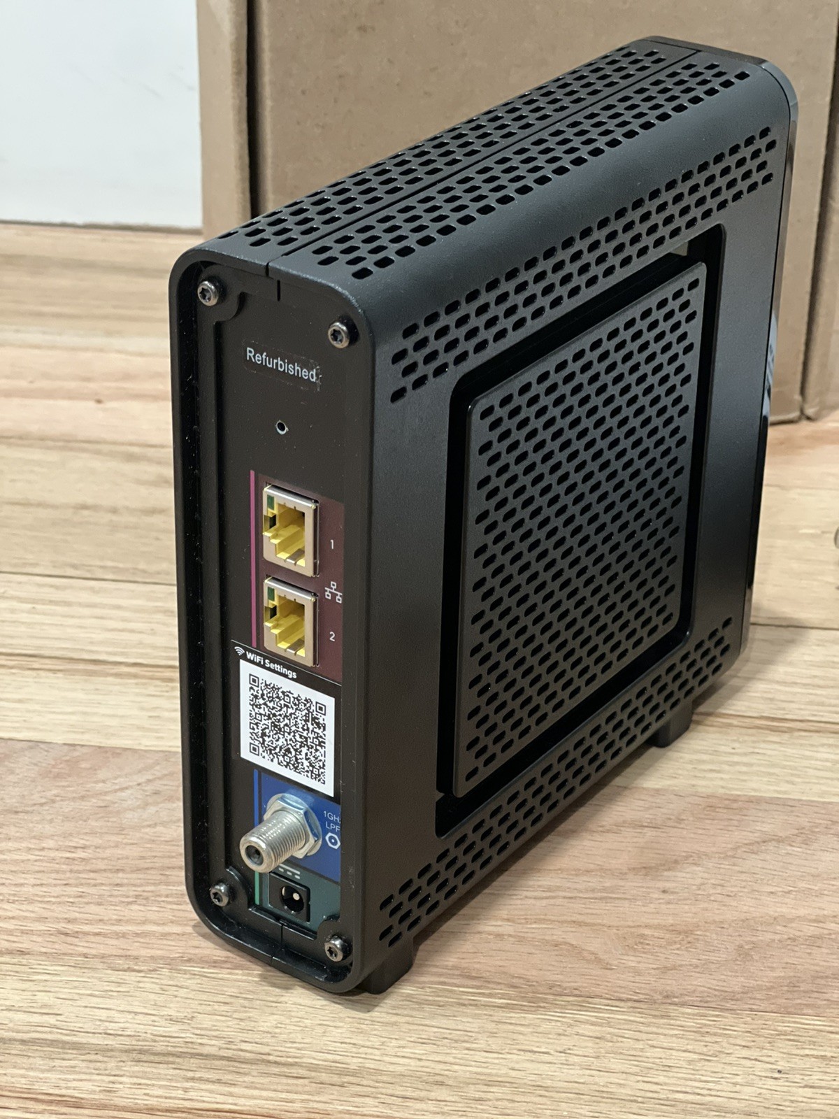 ARRIS SURFboard SBG10 DOCSIS 3.0 Cable Modem & AC1600 Dual Band Wi-Fi Router