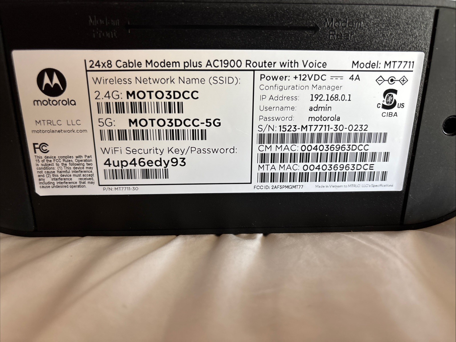 Motorola MT7711 24X8 Cable Modem and AC1900 Dual Band Wi-Fi Gigabit Router