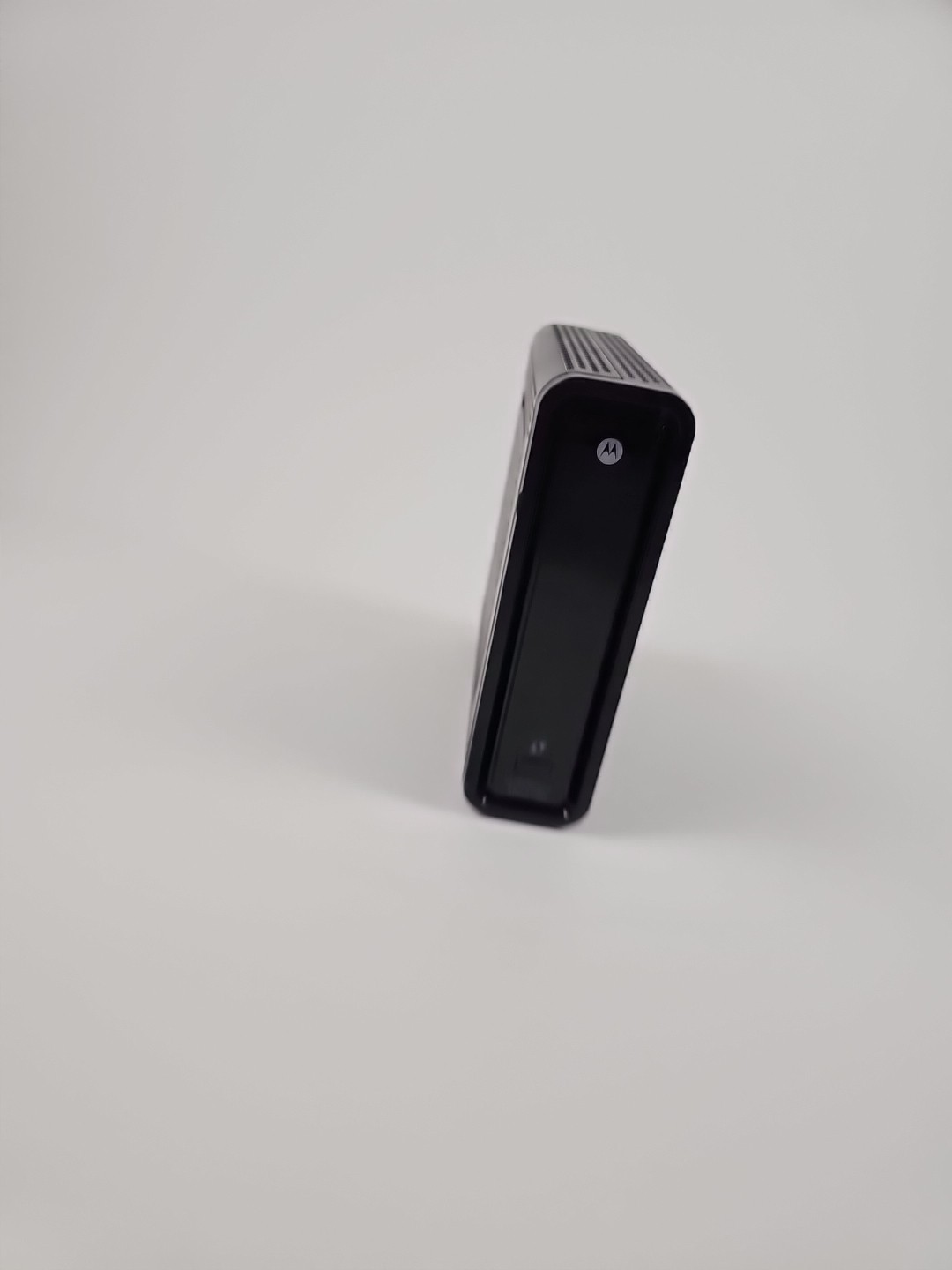 Motorola ARRIS SURFboard SBG6580 DOCSIS 3.0 Cable Modem and Wi-Fi Router