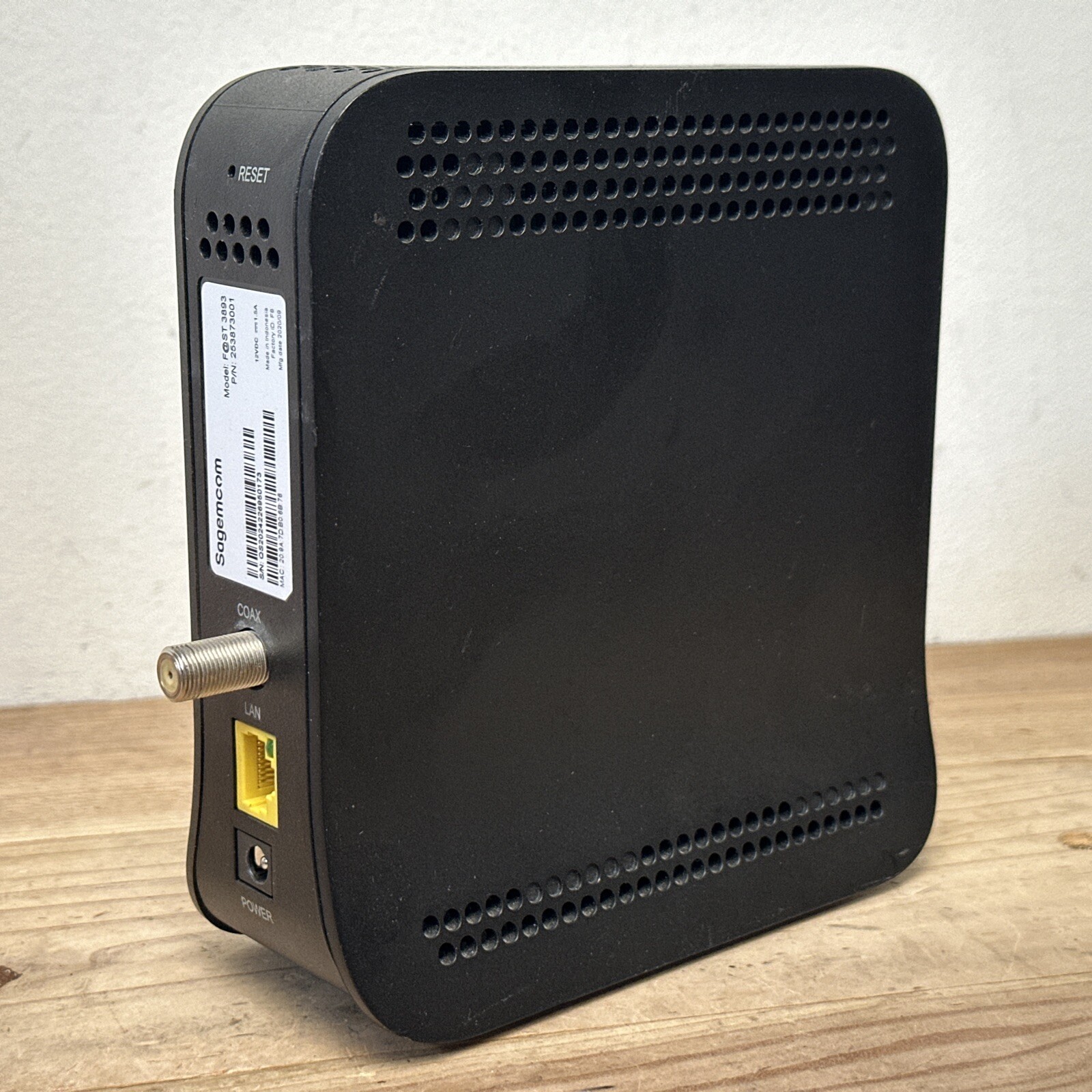 Sagemcom Cable Modem F@ST 3893 w/ Power Cord Used