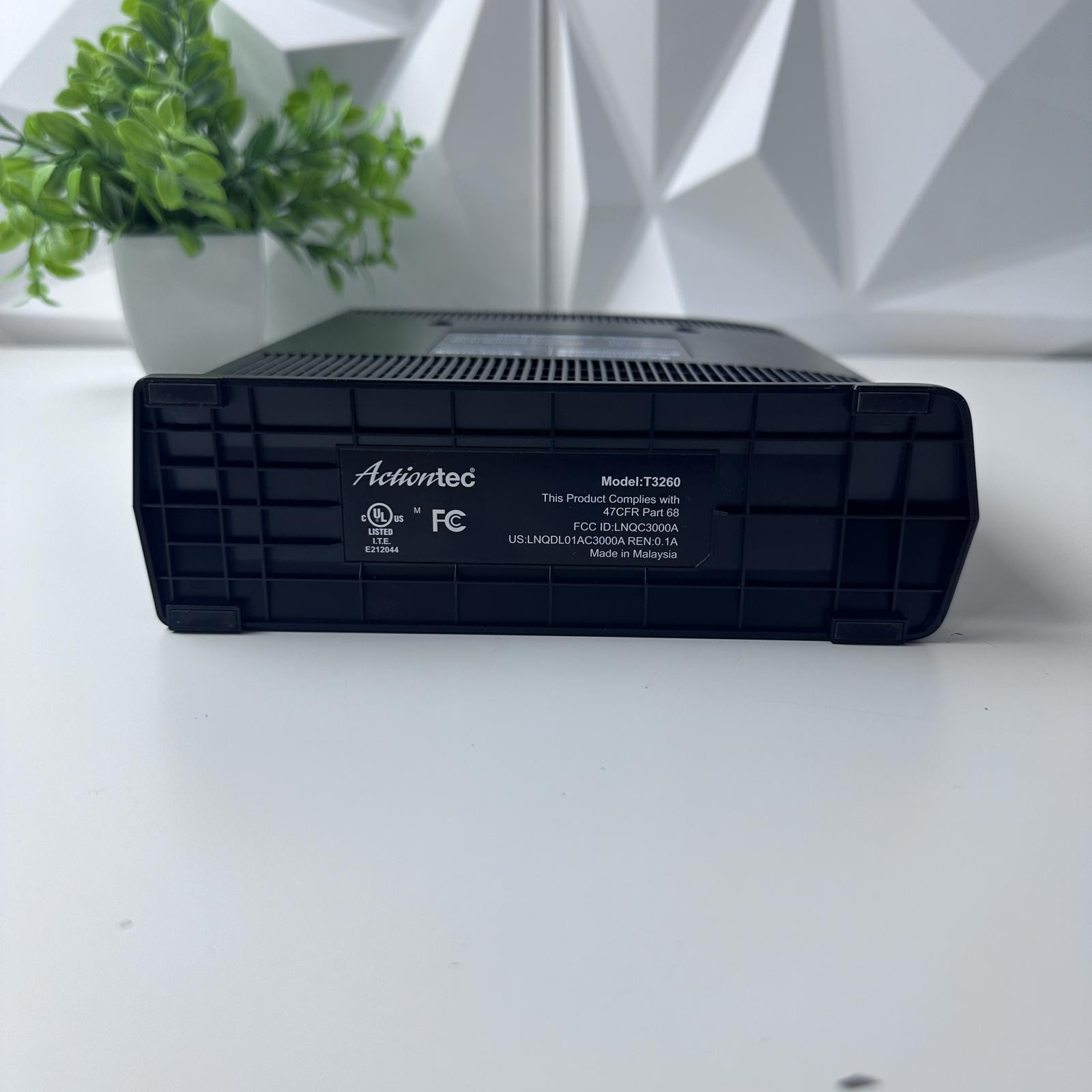 Actiontec T3260 Bonded VDSL2 Wireless Gateway Router, High-Speed (Device Only)