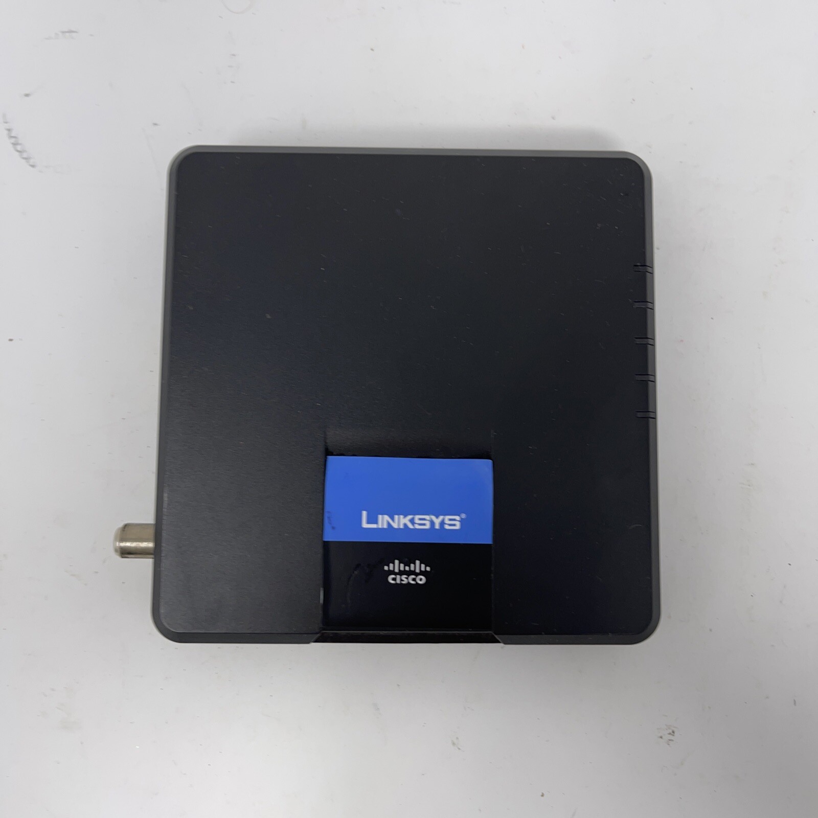 Cisco-Linksys Cable Modem DOCSIS 2.0 with Ethernet USB – CM100 Only – No Cables