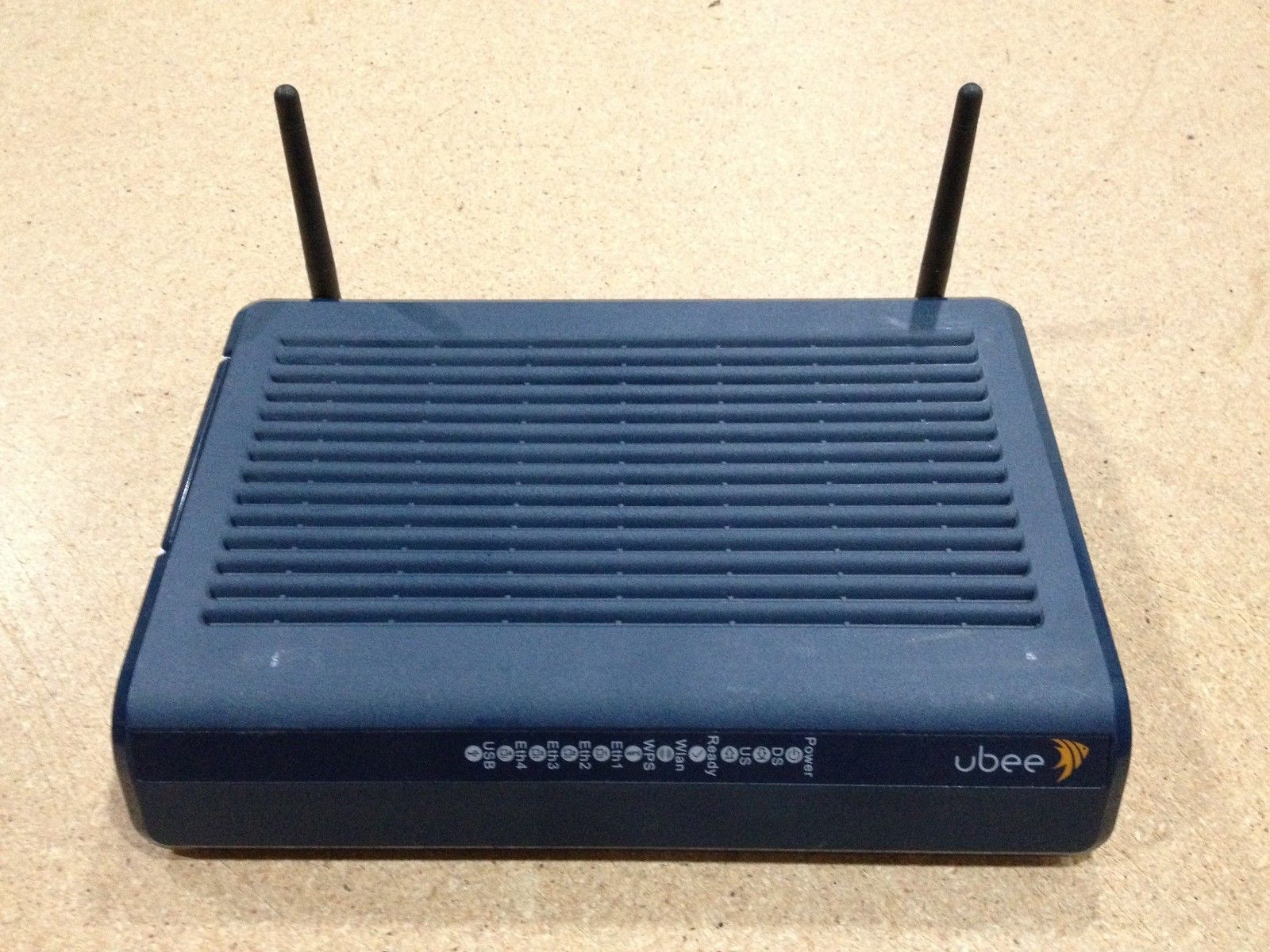 Ubee DDW3612 Cable Modem Gateway Wireless DOCSIS 3.0 WiFi 342Mbps USB switch