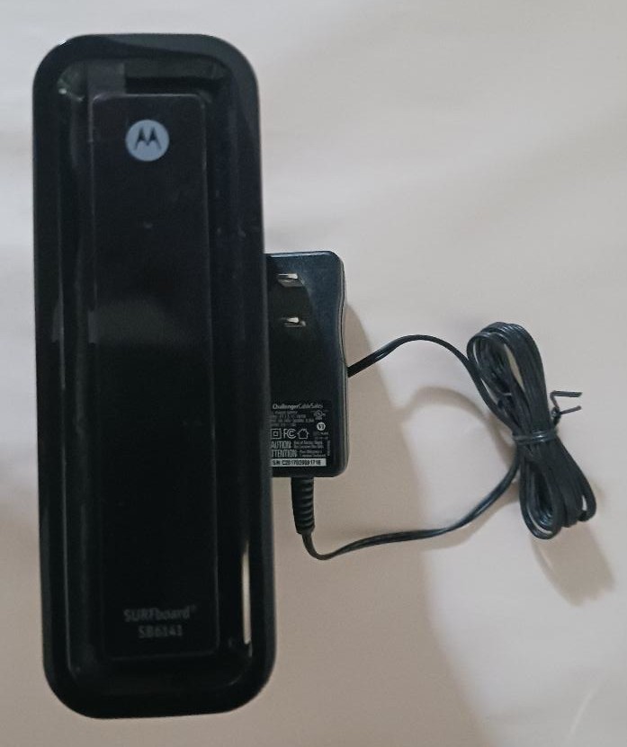 Motorola SURFboard (SB6141) 300 Mbps Modem