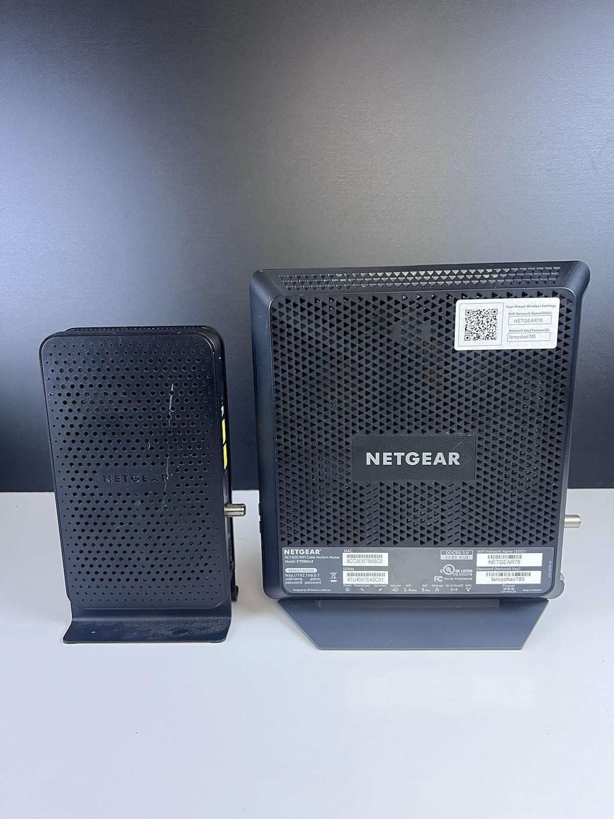 Lot of 4 Netgear ARRIS DOCSIS 3.0 Cable Modem Router Powers On Untested
