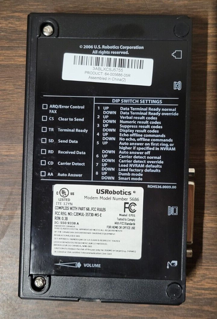 Vintage Black Dial-up US Robotics V.92 56K Faxmodem Model 5686 (Powers On)