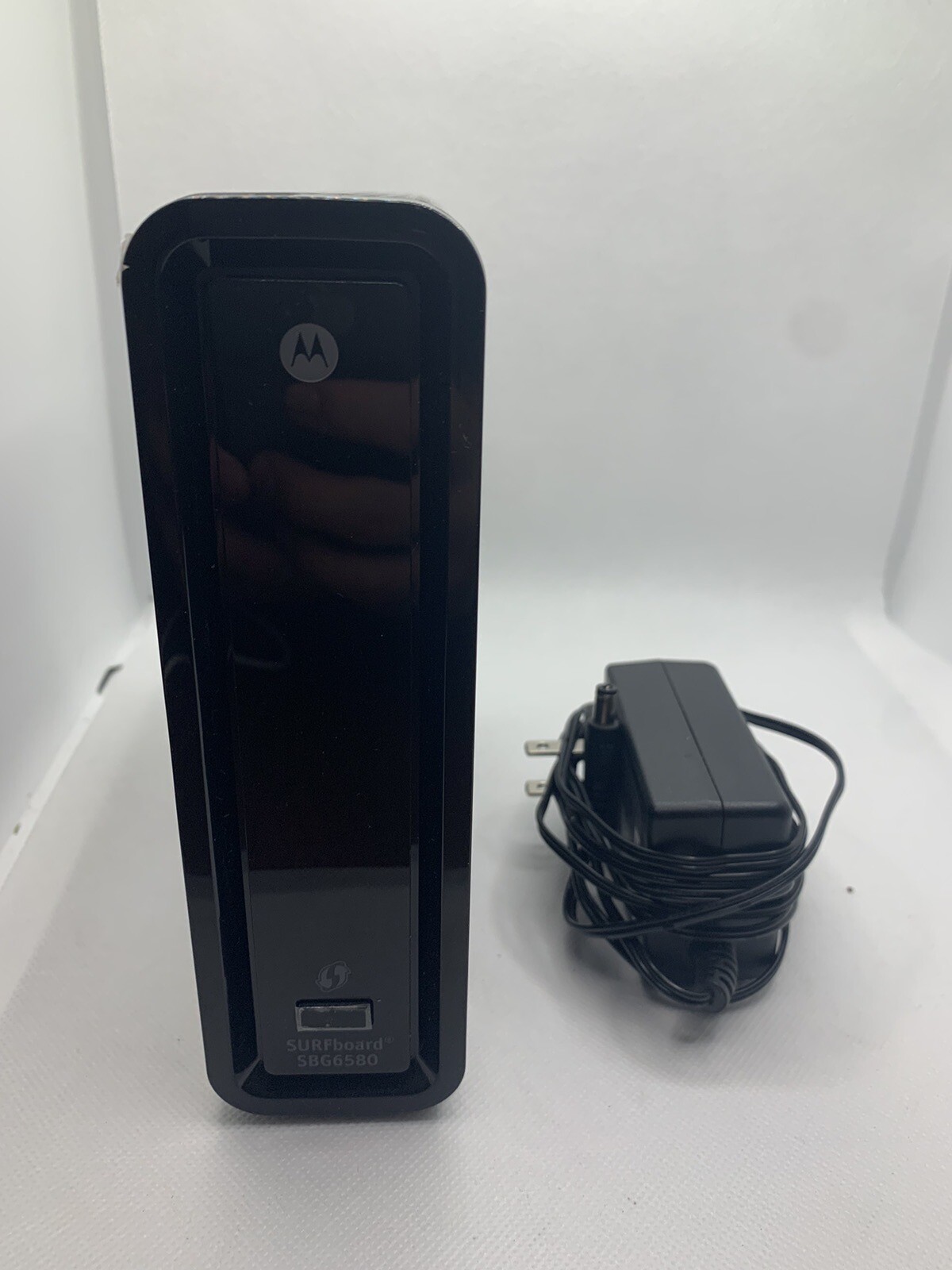 Motorola Wi-Fi Router ARRIS SURFboard Model SBG6580 Modem & WiFi Router-TESTED