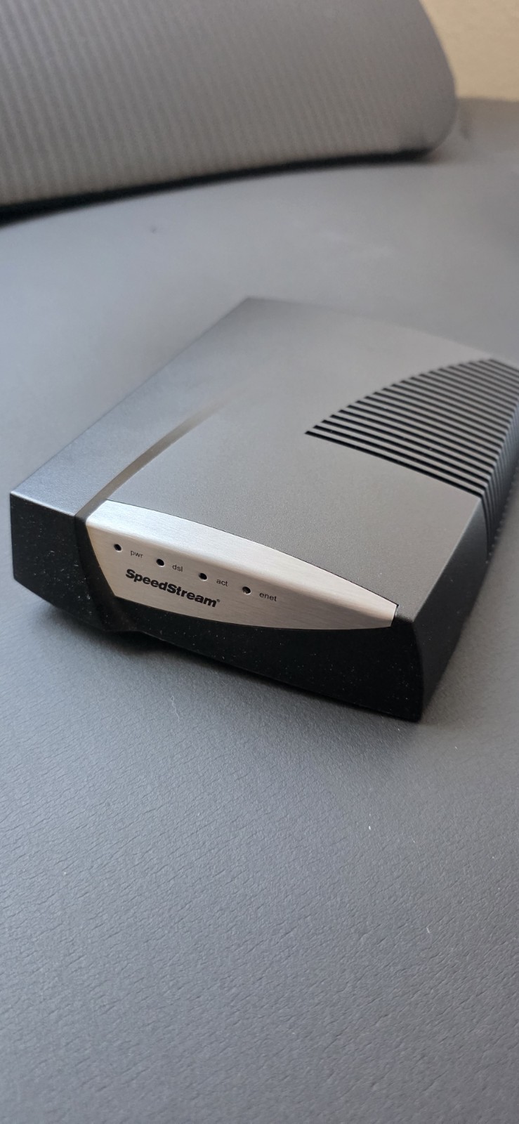 Efficient Networks SpeedStream ADSL Modem Open Box