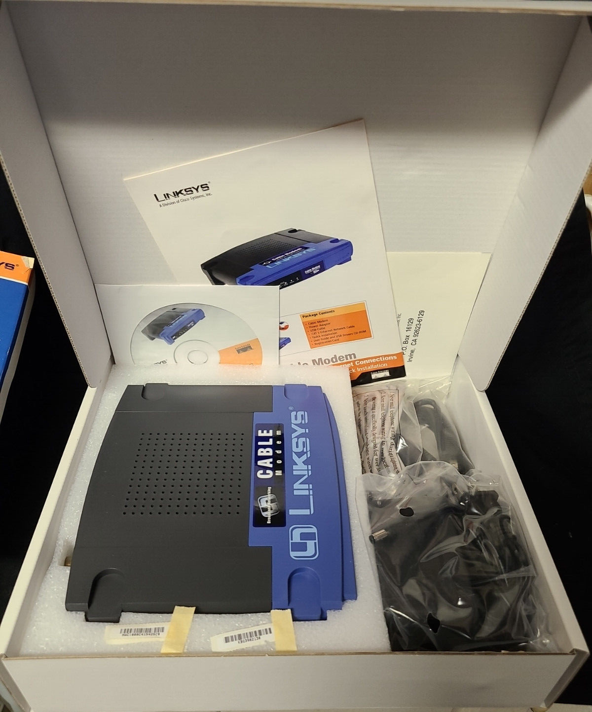 Linksys BEFCMU10 Wired Cable Modem with USB and Ethernet Connections Cisco Sys