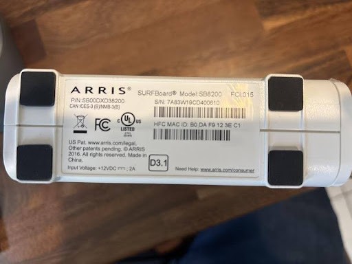 ARRIS SB8200 10 Gbps 2 Port Cable Modem White Great Condition