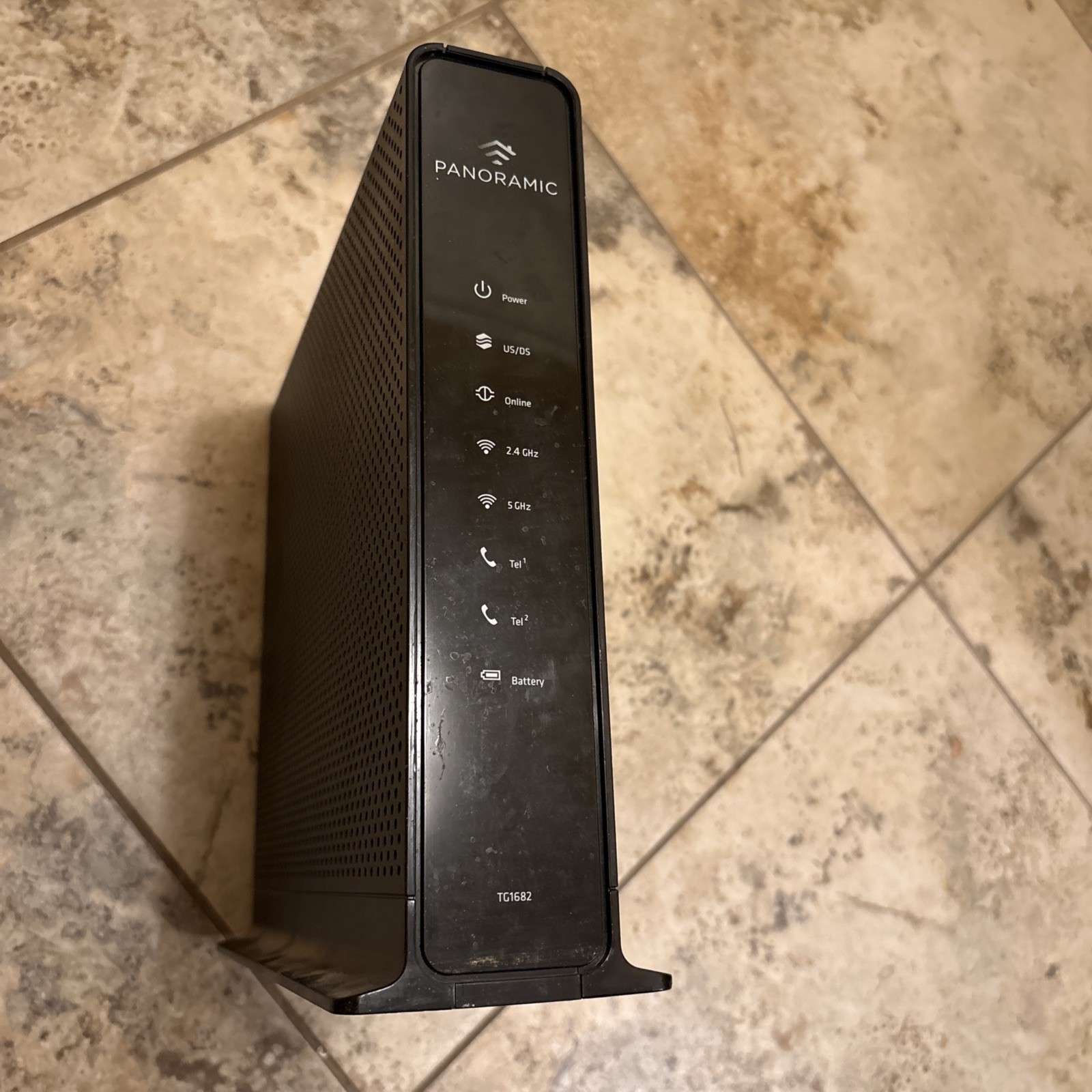 ARRIS Panoramic TG1682G Modem Wireless Dual Band Router Turns On Untested