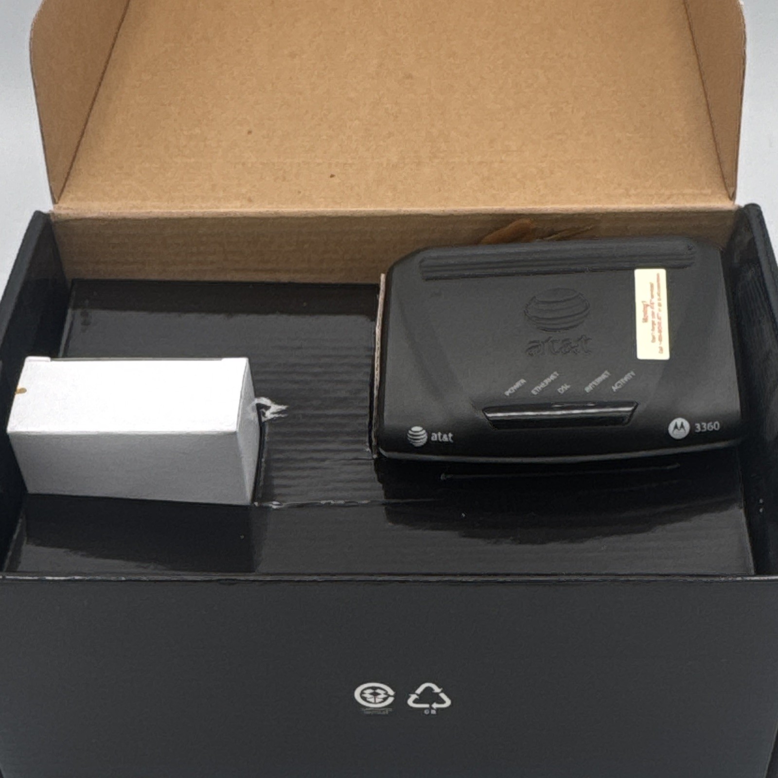 Motorola 3360 AT&T ADSL2+ DSL Modem 24 Mbps RJ-45/DSL SC1213 Black