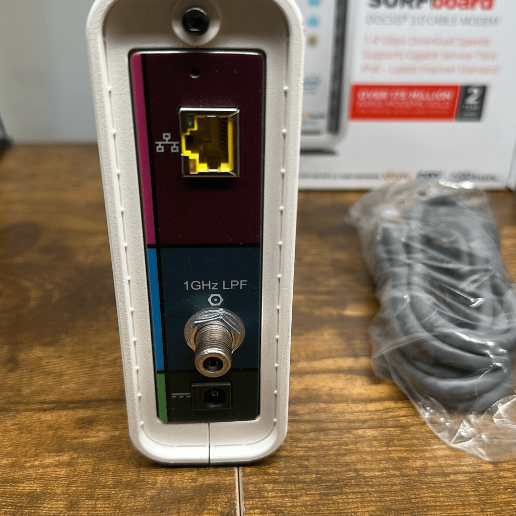 ARRIS SURFboard White SB6190 DOCSIS 3.0 Cable Modem 1.4gbps 32×8 Modem Channels