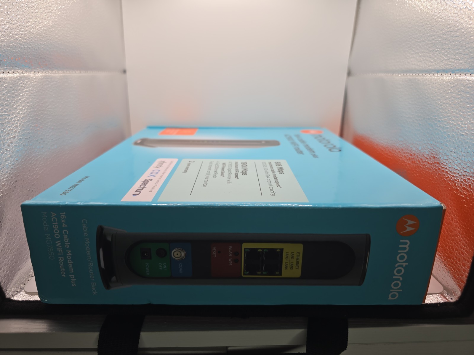 Motorola MG7550 16×4 High Speed ​​Cable Modem – Gray Open Box Not Used