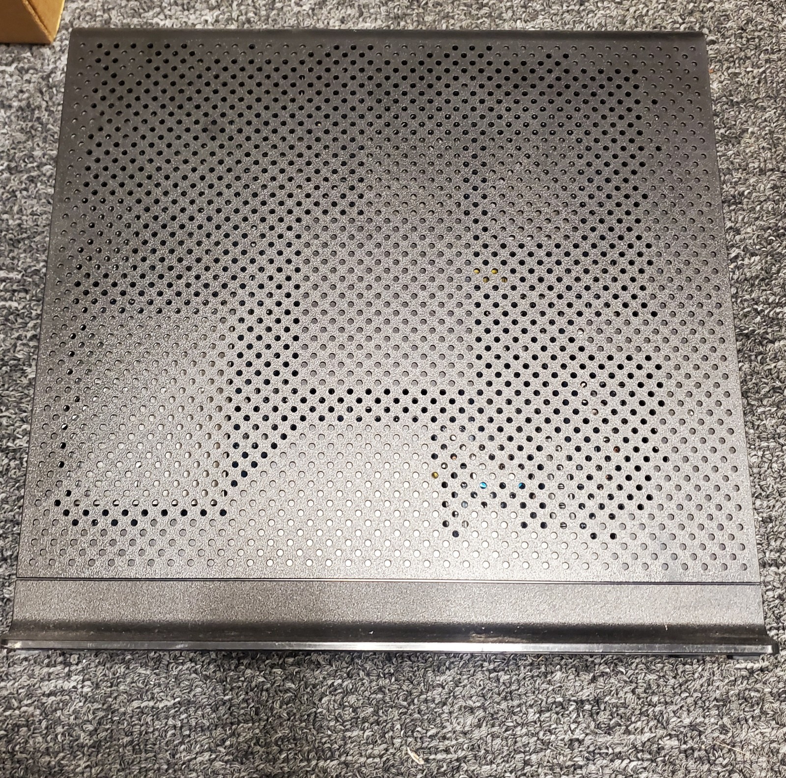 COX STRAIGHT UP MODEM. USED. NOT SURE IF IT CAN BE ACTIVATED.