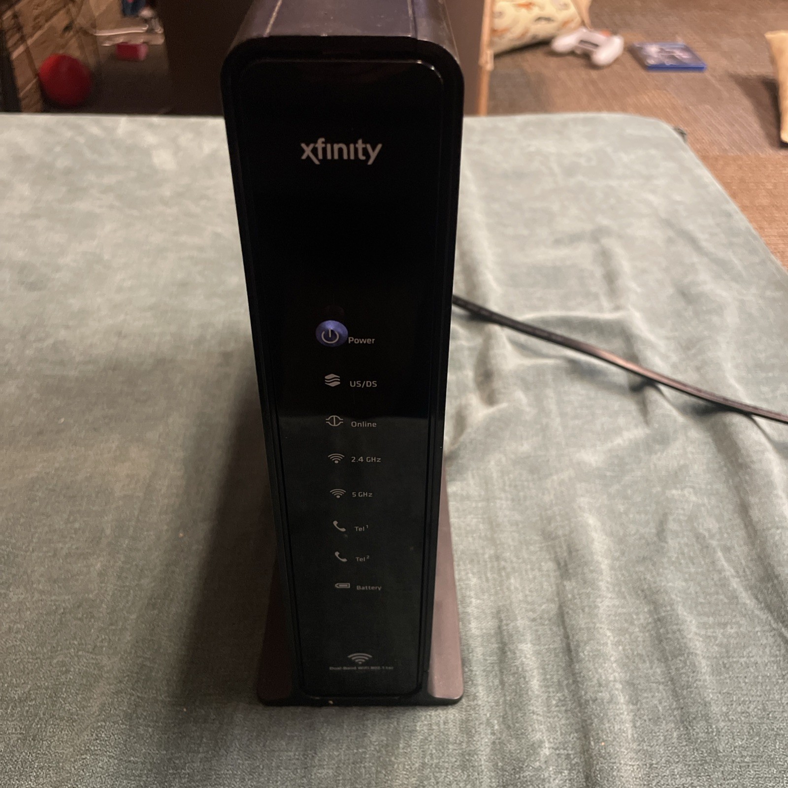 Xfinity Arris TG1682G Dual Band WiFi Telephone Cable Modem With Cords