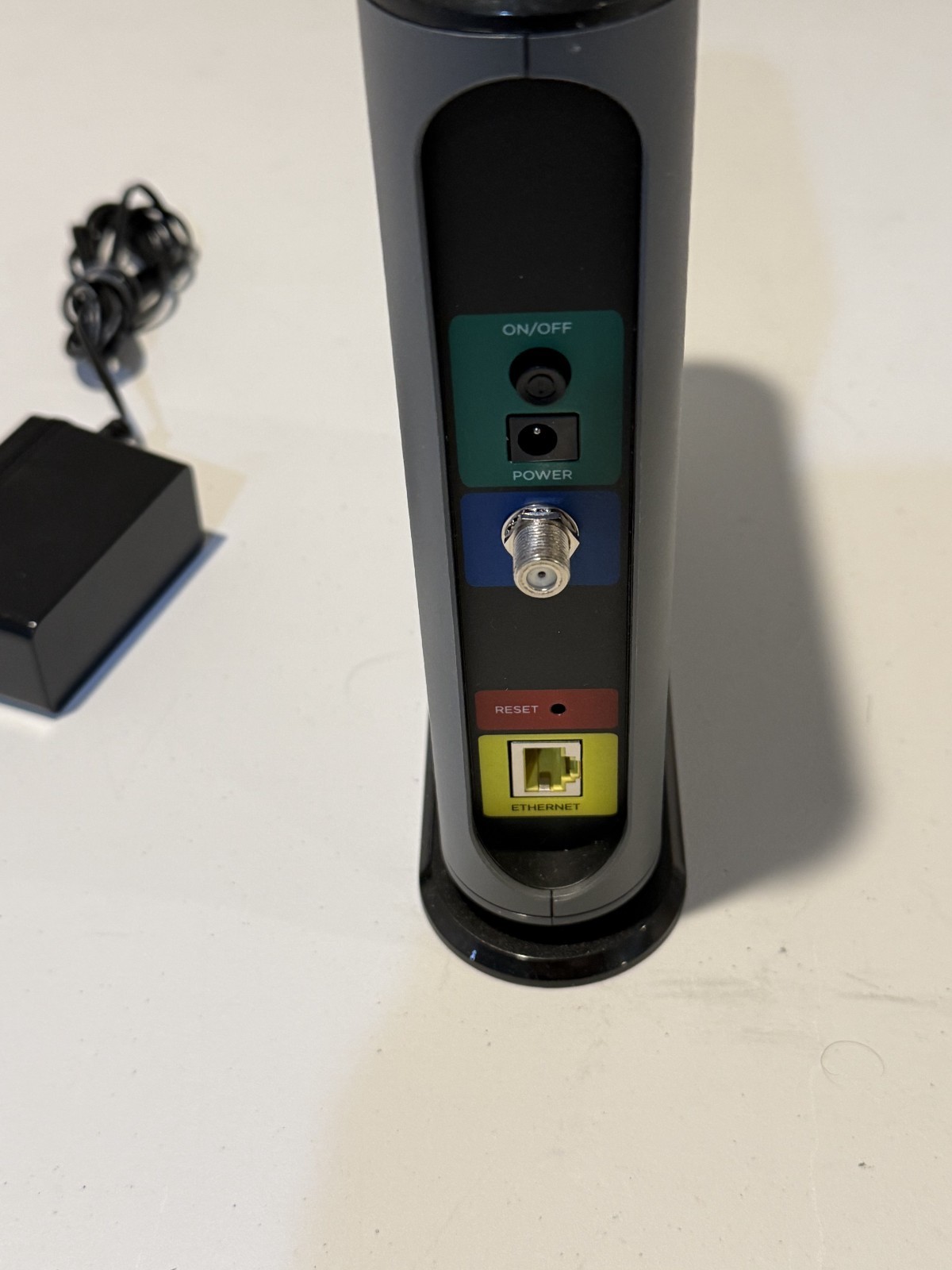 Motorola MB7621 DOCSIS 3.0 Cable Modem – 24×8 – 1 GBs – Tested – Black