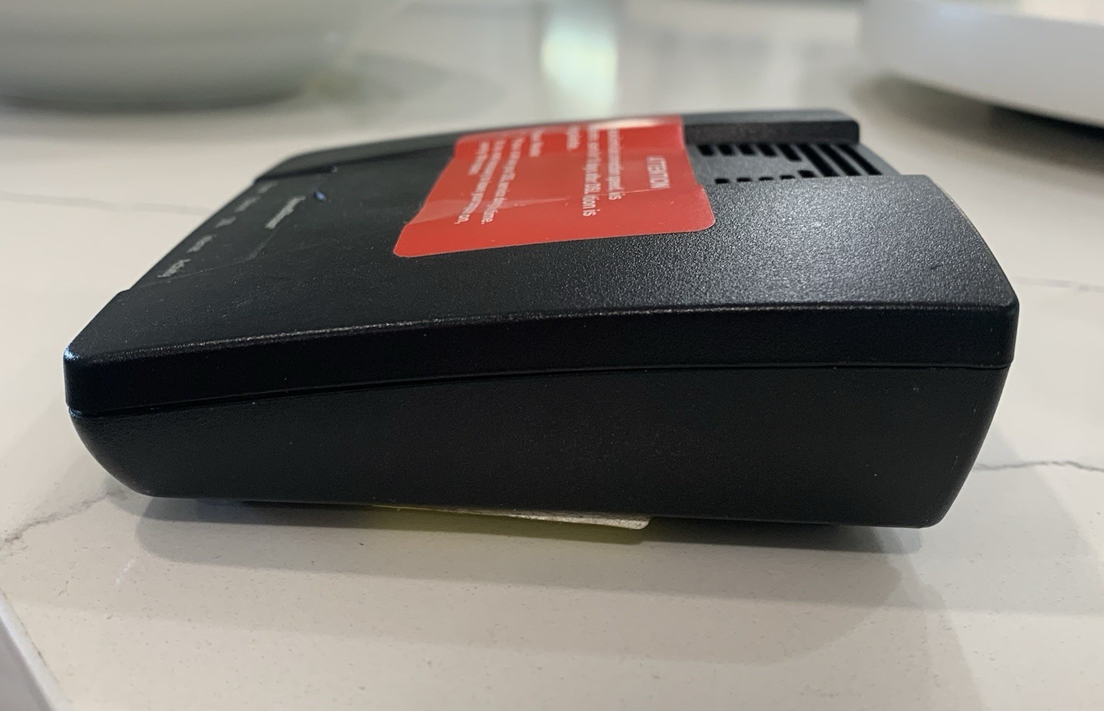 Siemens SpeedStream 4100 Ethernet ADSL Modem. Part #060–D1 41–812. Modem Only. ￼