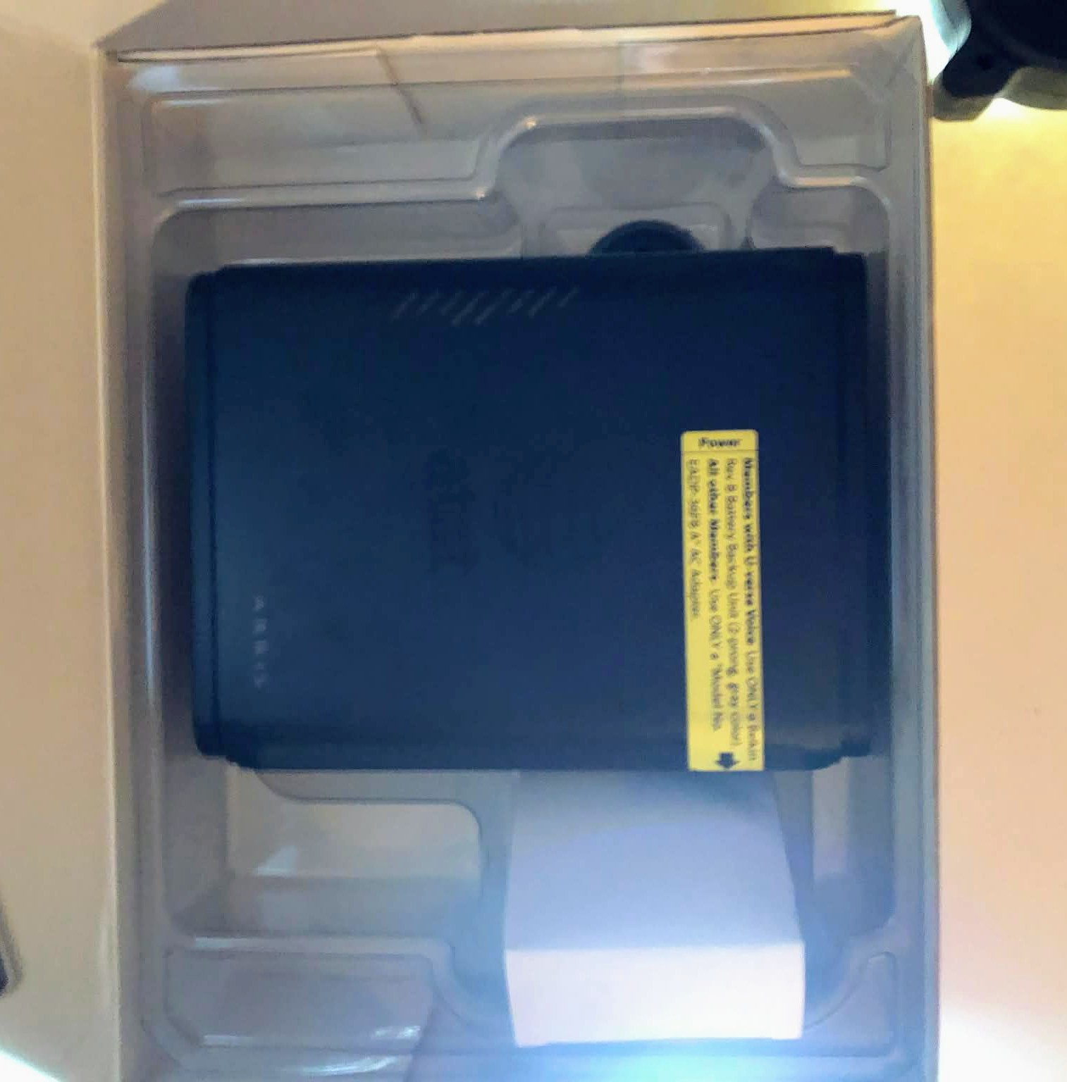 ARRIS NVG510 AT&T ADSL/DSL Modem Router 24 Mbps 4-Port 100 Mbps Black