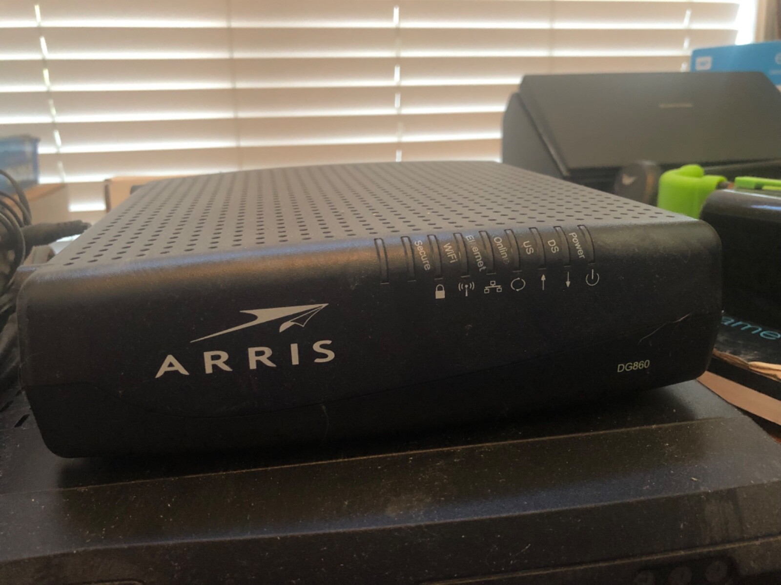 ARRIS DG860a (DG00DLE860) 320 Mbps