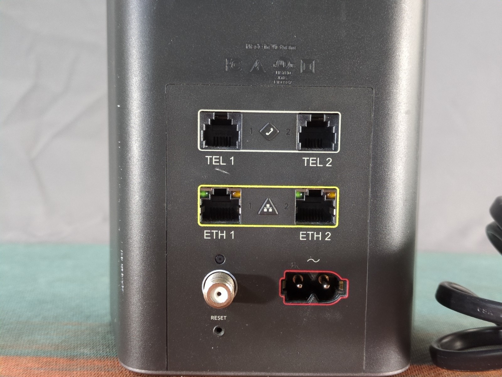 Cox Panoramic Cable Modem WIFI Gateway Modem &Router CGM414X With Power Cord