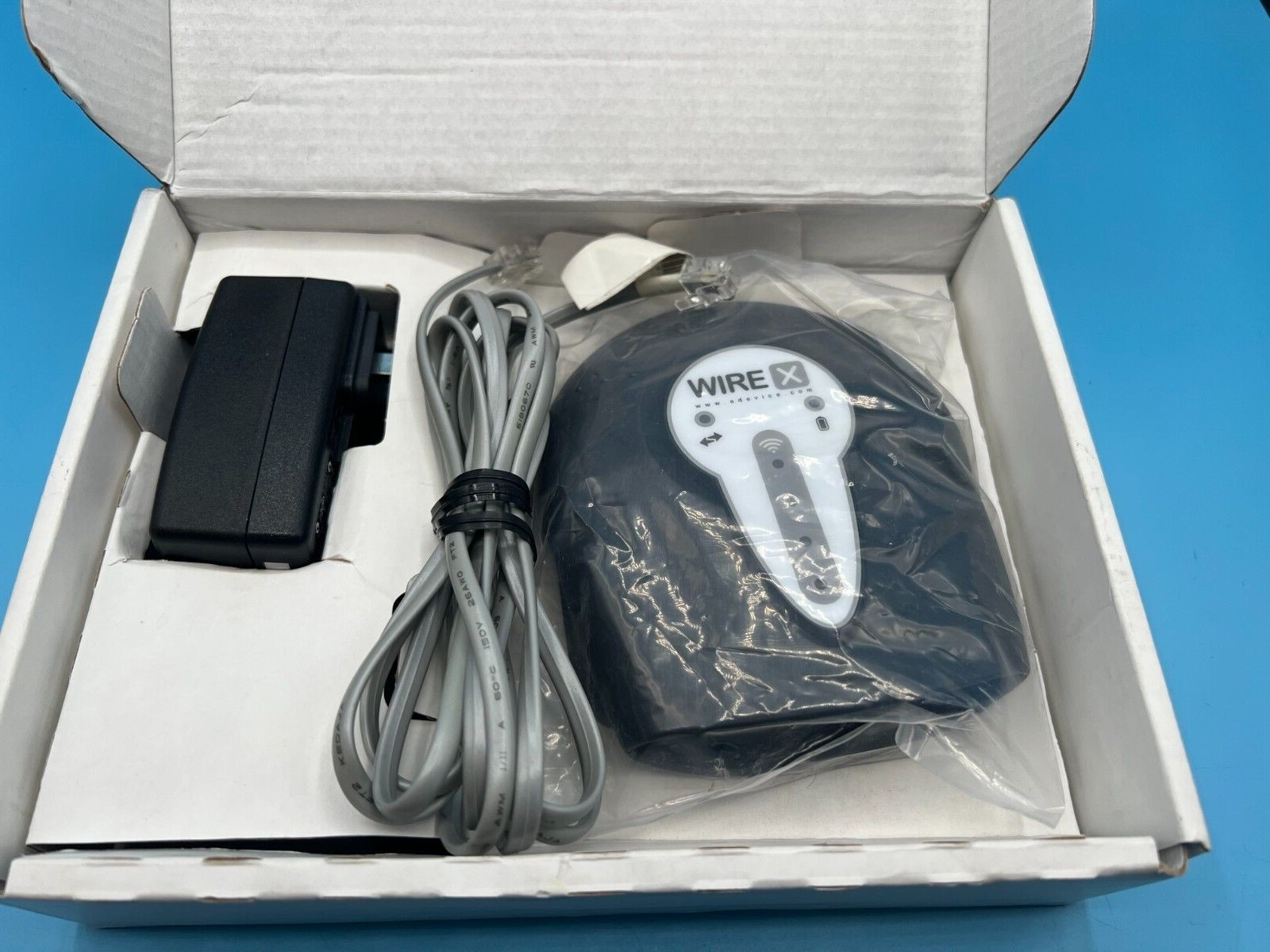 WIRE X ANALOG TO WIRELESS CONVERTER WIREX3GLCMEDUSKITV01 USED
