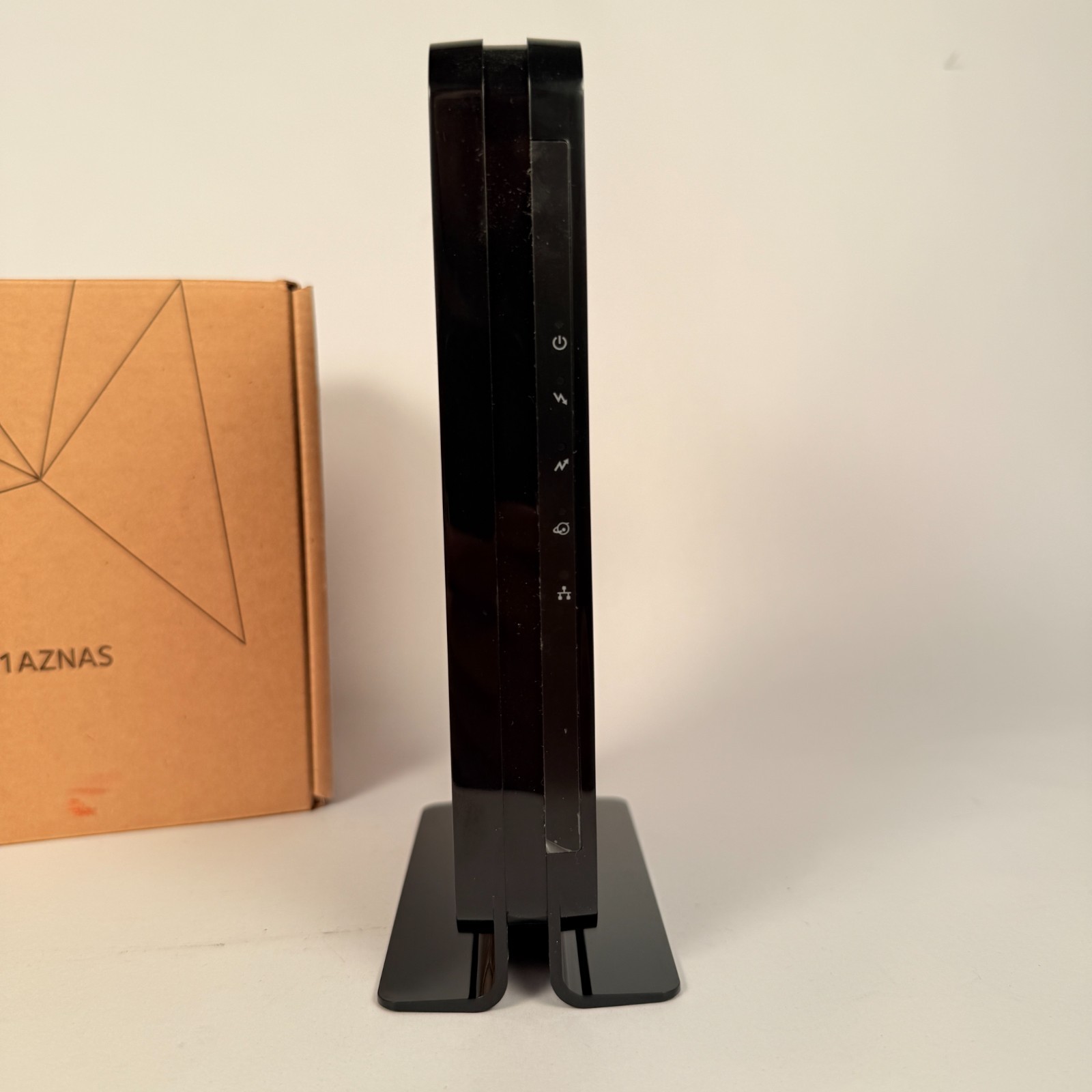 NETGEAR CM500-1AZNAS 16×4 DOCSIS 3.0 680 Mbps High Speed Cable Modem – Black