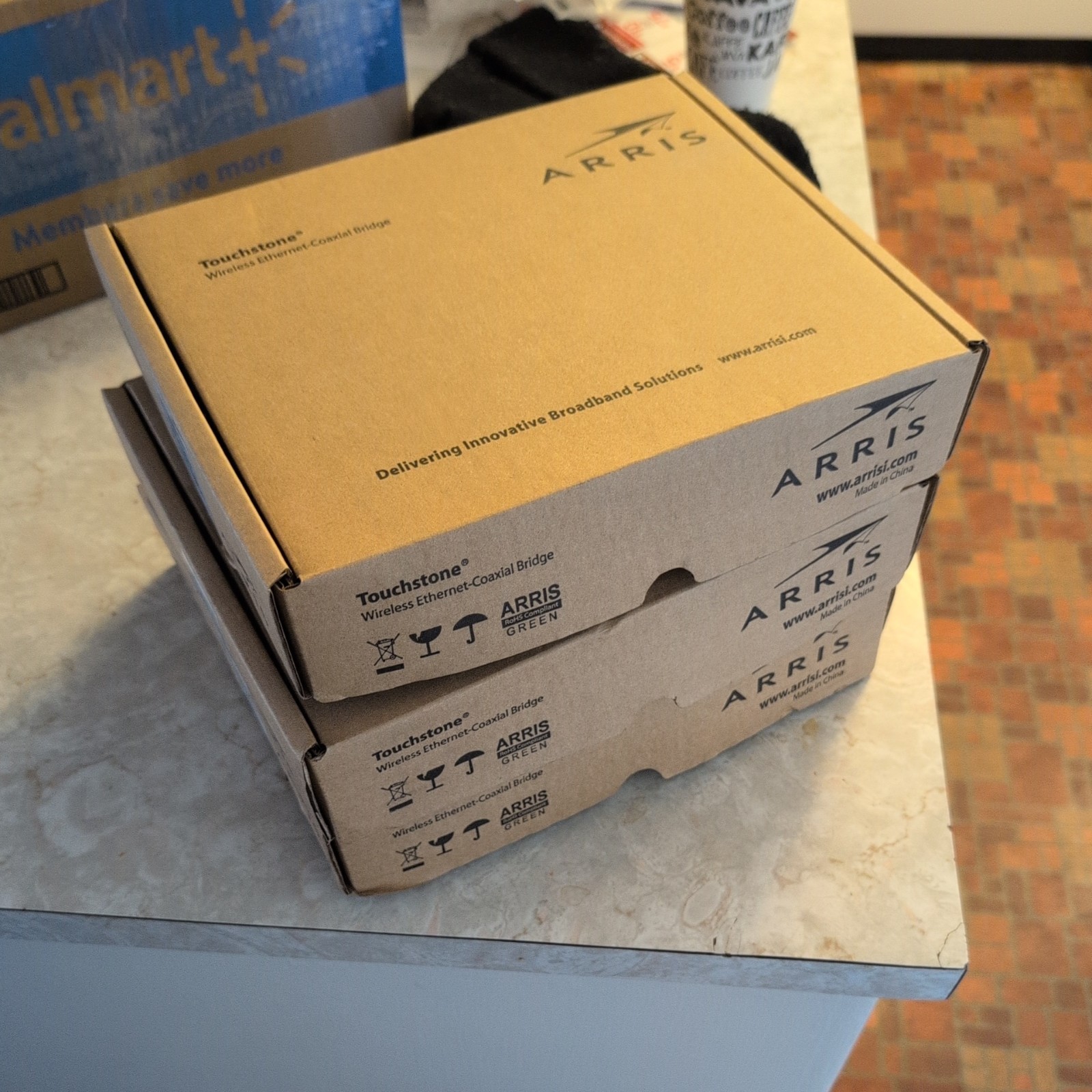 ARRIS ac WiFi 782196 WECB460/NA Touchstone Wireless Ethernet-Coaxial Bridge NEW