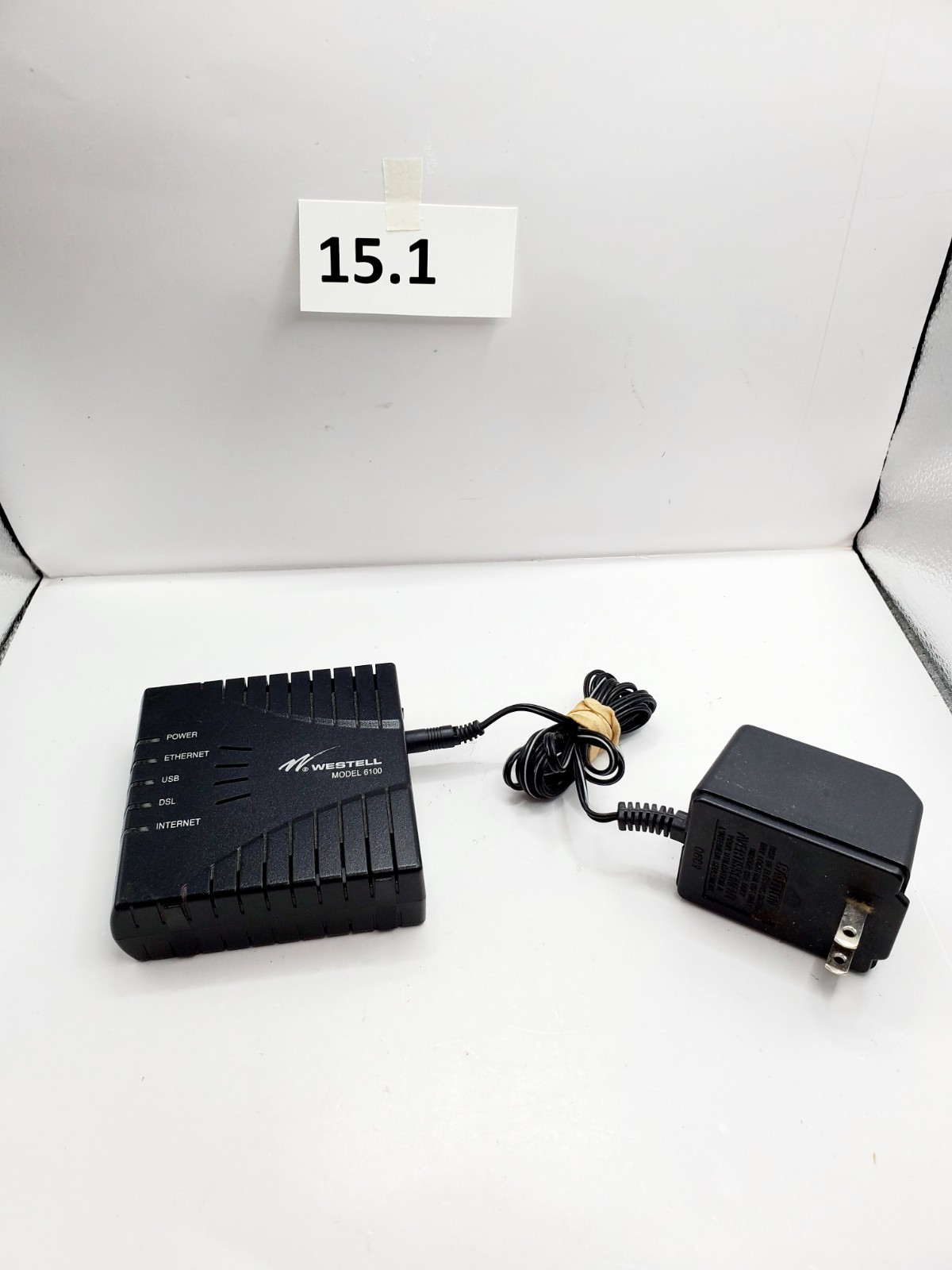 WESTELL 6100 E90-610015-06 DSL2+ Router and AC Power Supply