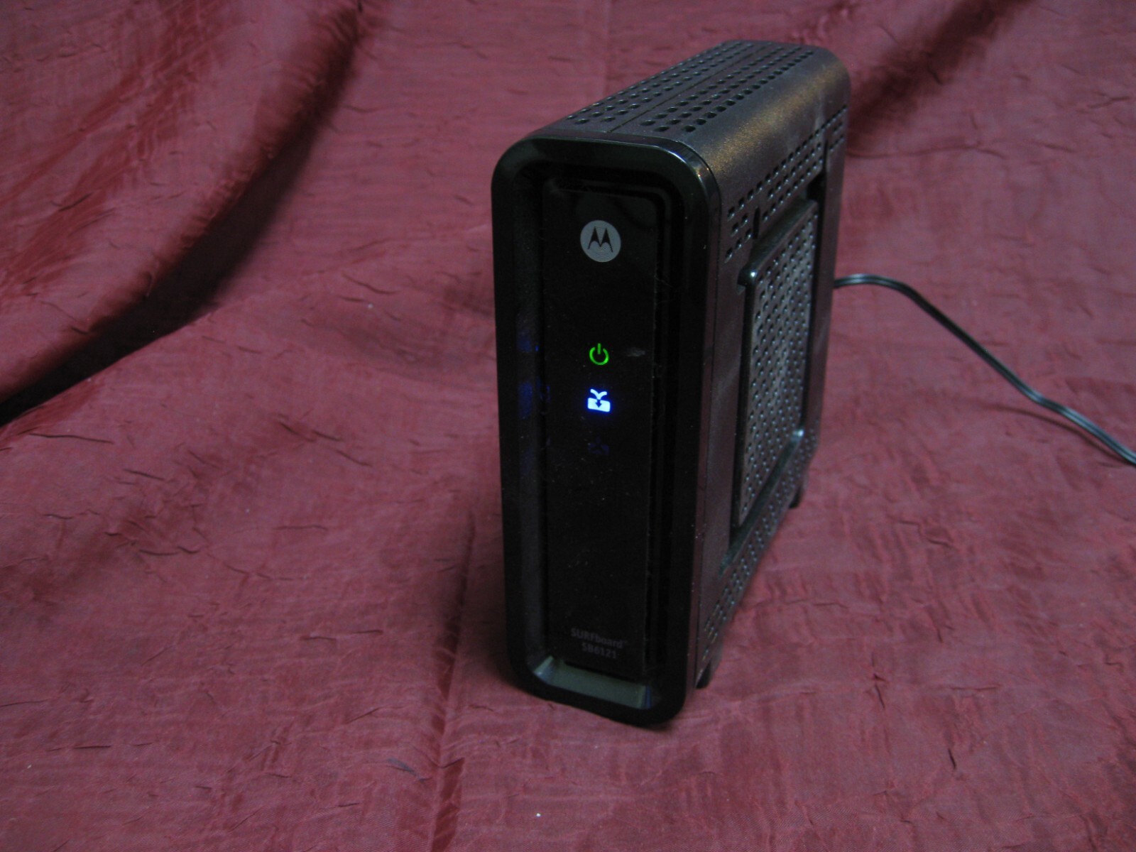 Motorola ARRIS SB6121 SURFboard Cable Modem Router w power supply