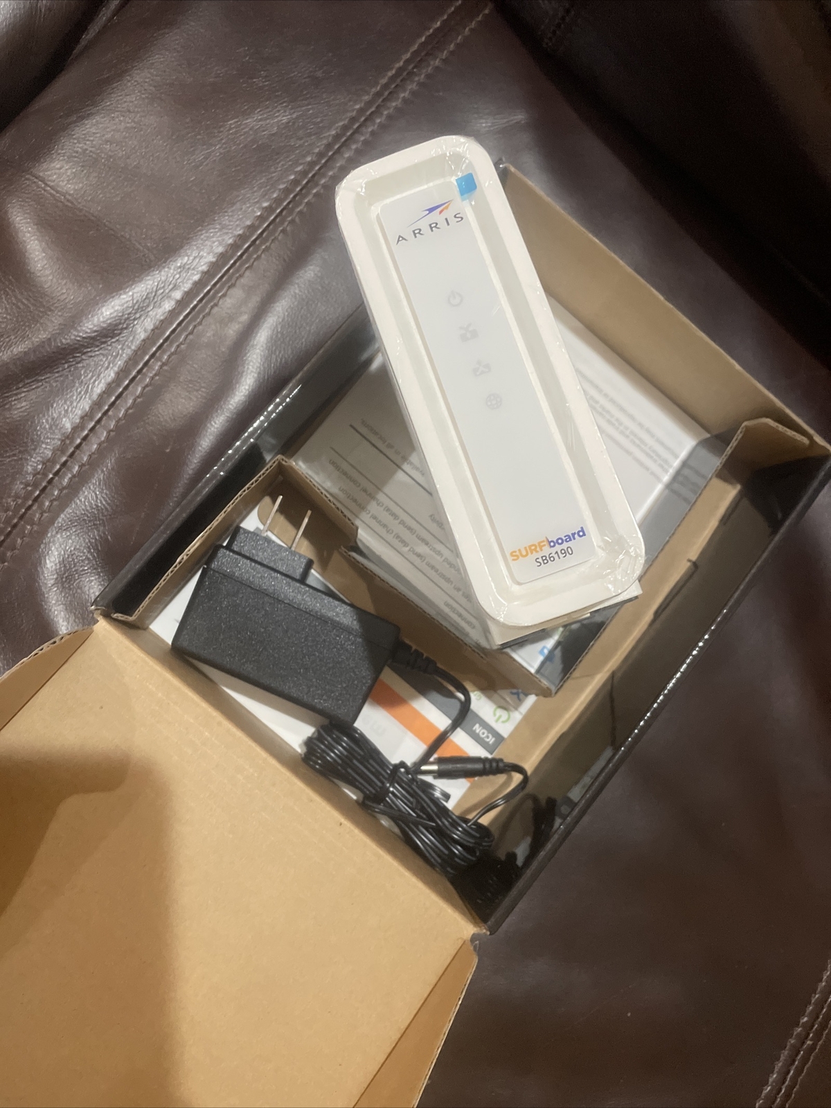 USED GOOD Motorola ARRIS SURFboard SB6141 DOCSIS 3.0 Cable Modem 1.4gb