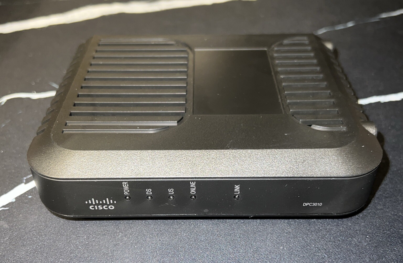 CISCO Modem DPC3010 Power Cord And Ethernet Cables USB Cable Installations, Cd