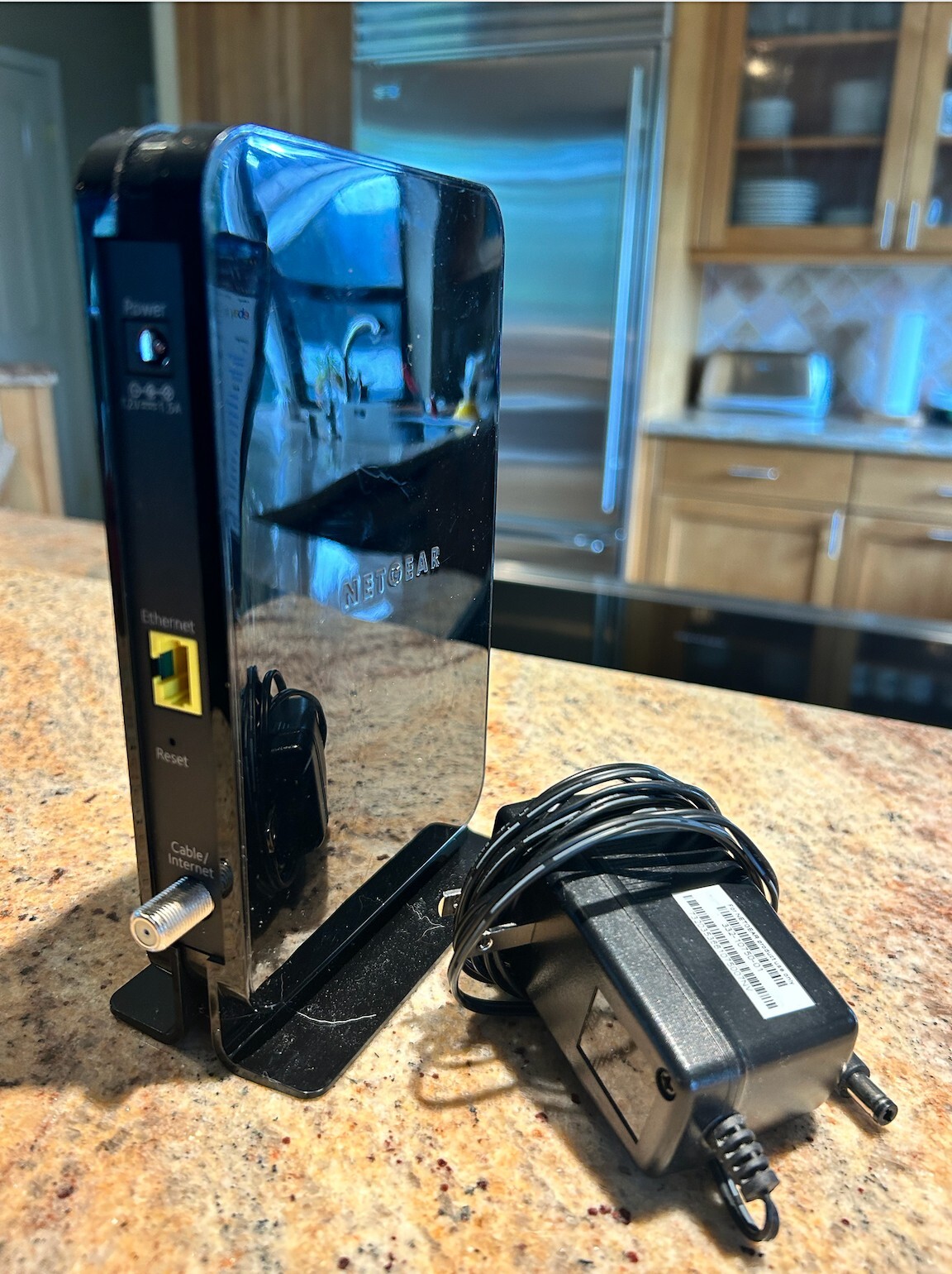 Netgear CM500 Black High Speed Portable Dual Band DOCSIS 3.0 Cable Modem Used
