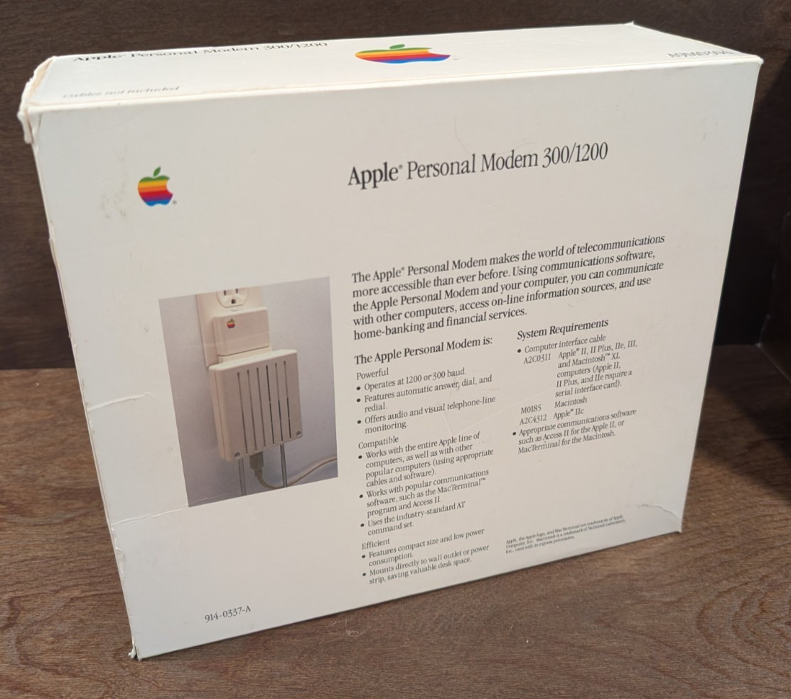 Vintage Apple Personal Modem 300/1200 Model A9M0304