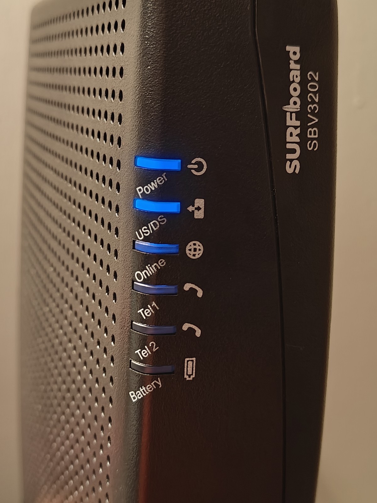 ARRIS SURFboard SBV3202 Modem – Docsis 3.0 Black Cable Computer Internet Router