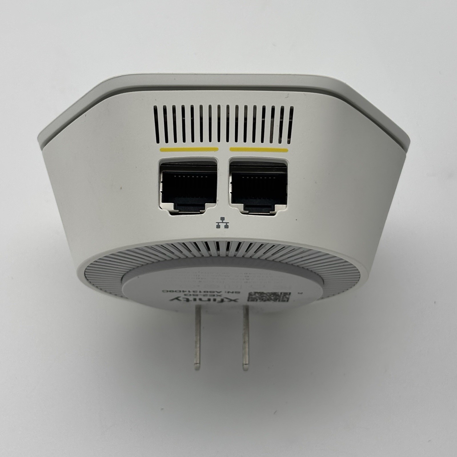Xfinity xFi Pod 2nd Gen XE2-SG WiFi Range Extender Mesh Router w/ Original Box