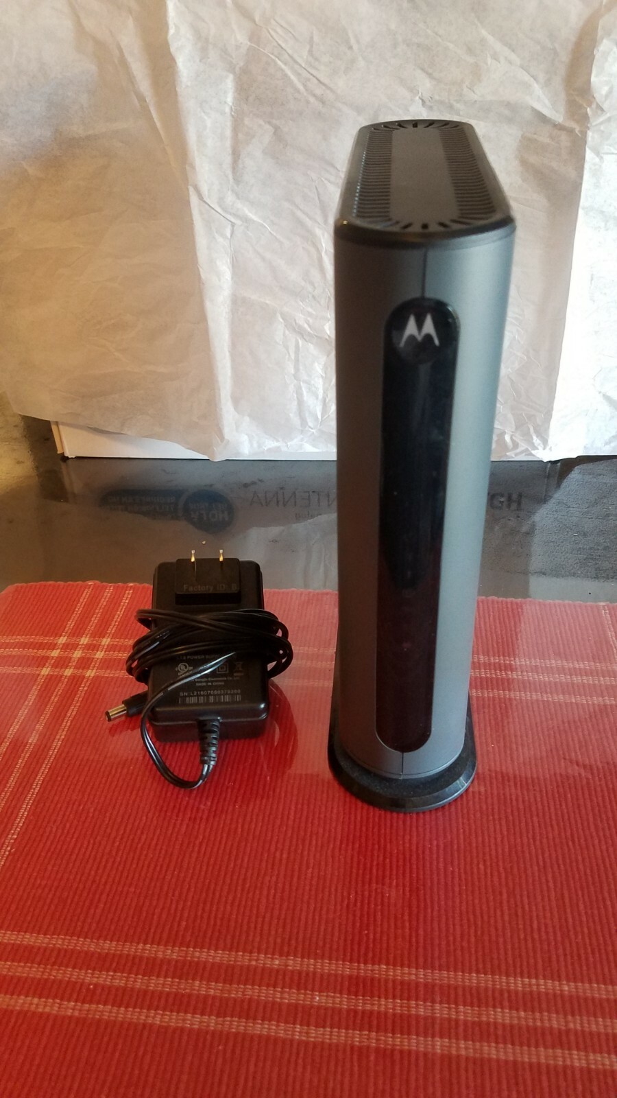 Motorola MG7550 16×4 DOCSIS 3.0 CABLE MODEM PLUS AC1900 ROUTER COMBO