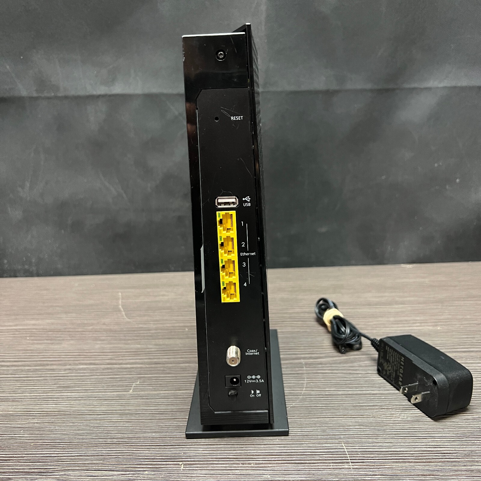 NETGEAR C6300 AC1750 DOCSIS 3.0 Cable Modem and WiFi Router Used Working