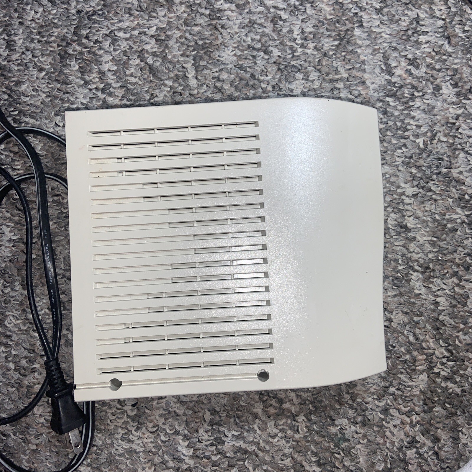 Motorola SURFboard SB4100 (SB4100) 38 Mbps modem With Wire