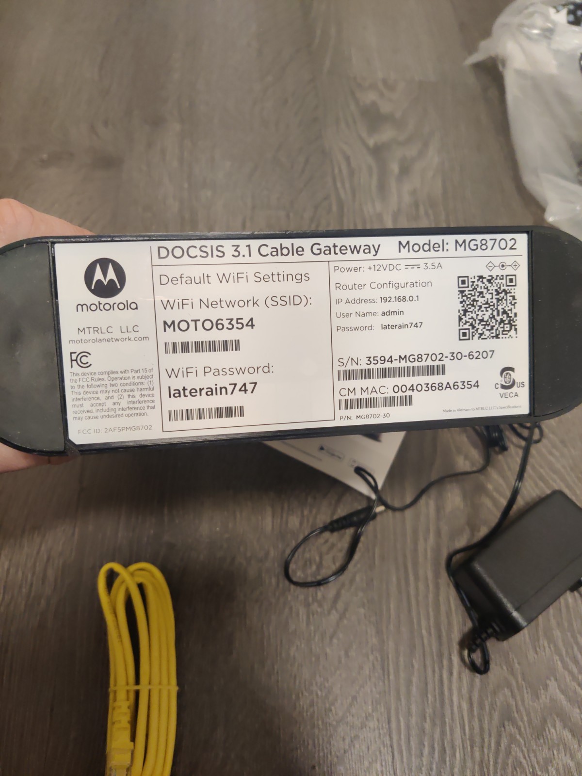 Motorola MG8702 DOCSIS 3.1 Cable Modem + Wi-Fi AC3200 Dual-Band Router