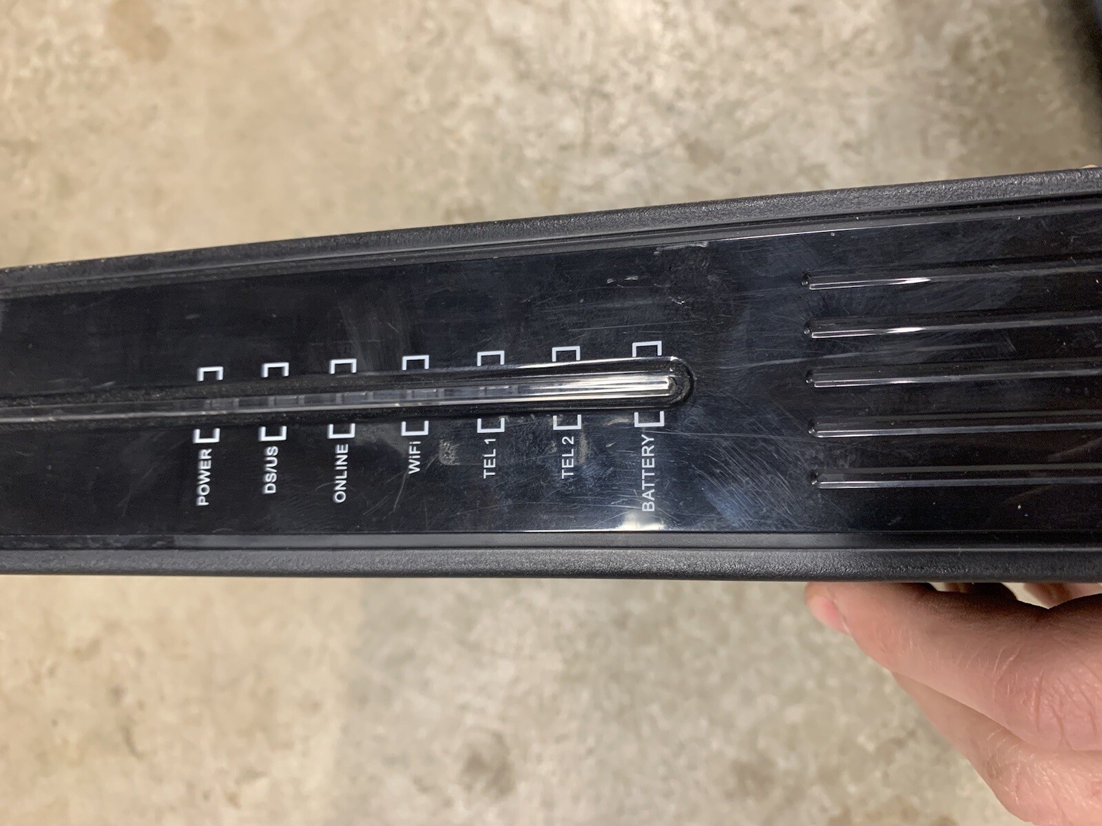 Ubee DVW3201B Wireless Cable Modem -No Power Cord