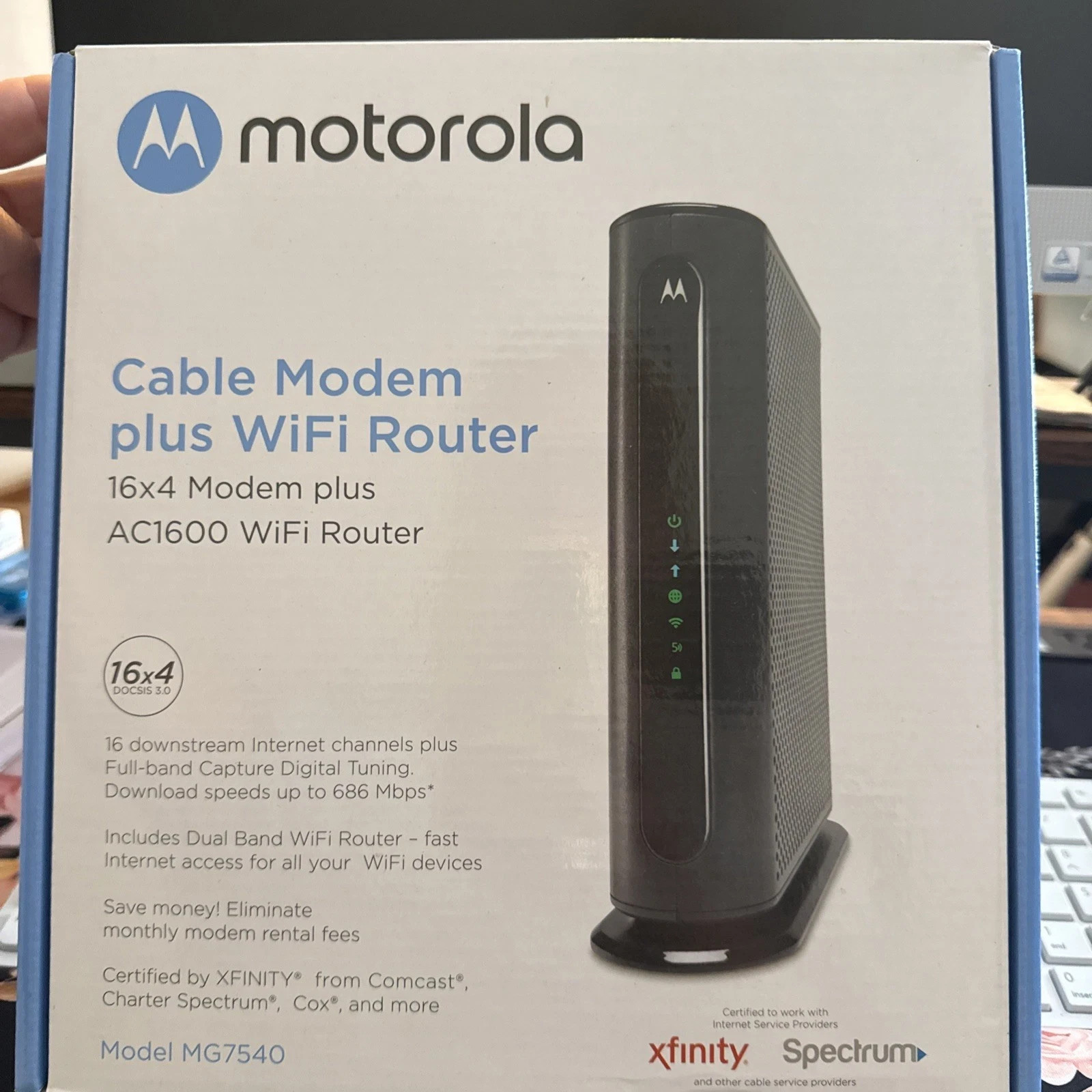 MOTOROLA MG7540 16×4 Cable Modem Plus AC1600 Dual Band Wi-Fi Router