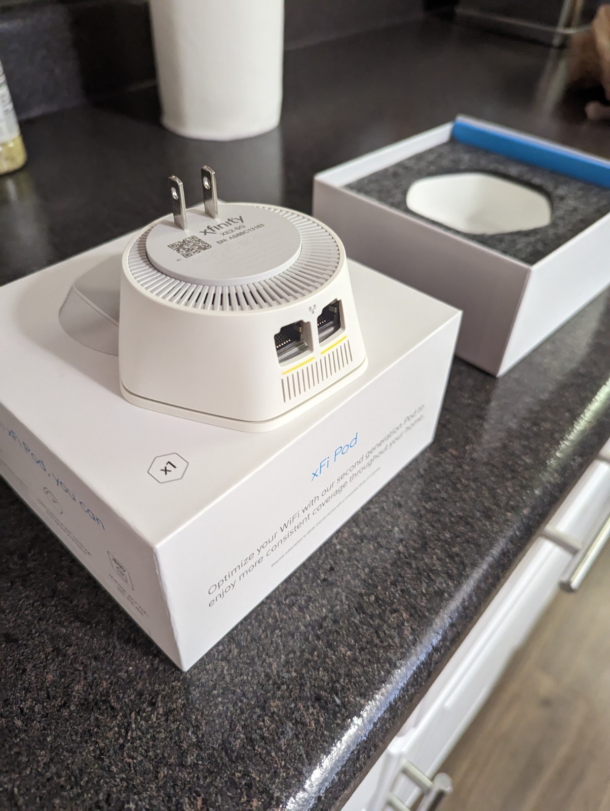 Xfinity xFi Wi-Fi Pod Ethernet Repeater – White