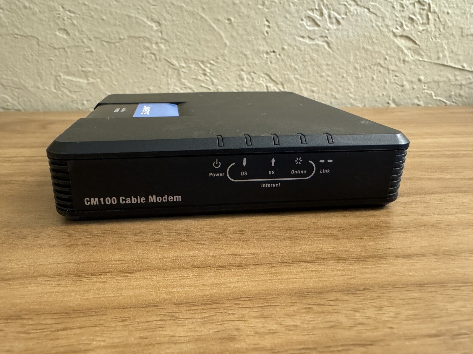 Cisco Linksys CM100 Cable Modem w/ Adapter