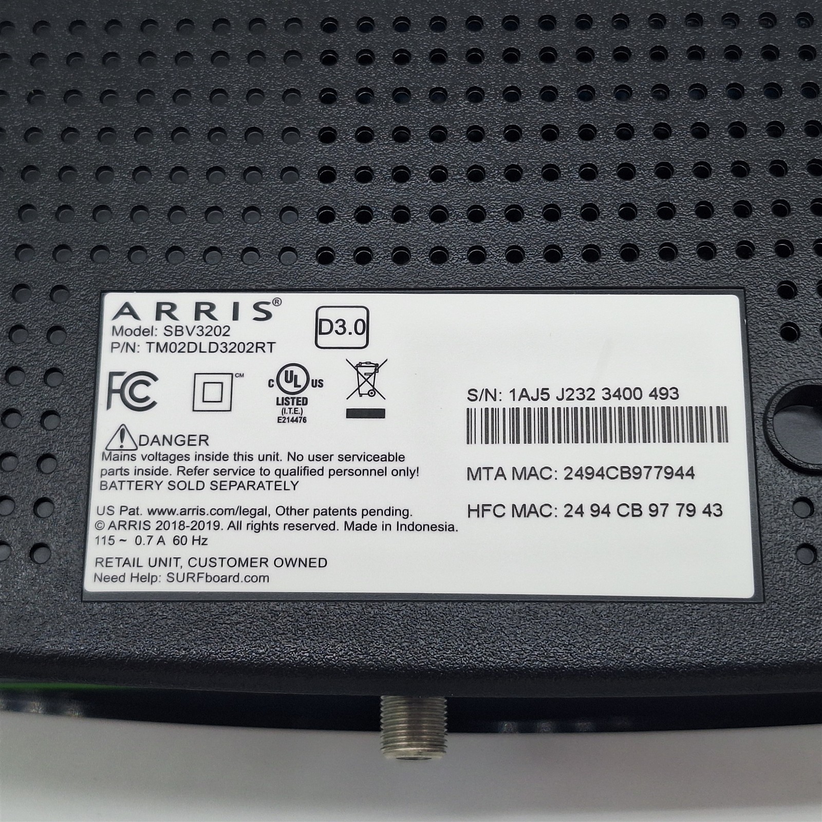 ARRIS SBV3202 Docsis 3.0 Voice Cable Modem – Black