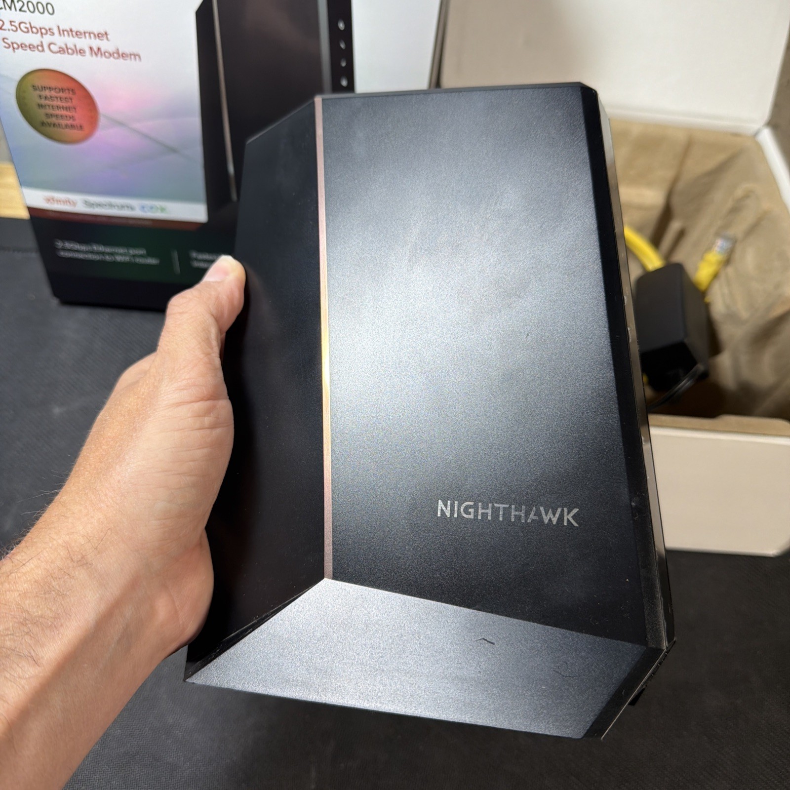 NETGEAR Nighthawk CM2000 DOCSIS 3.1 Multi-Gig 2.5Gbps Cable Modem USA SHIP!